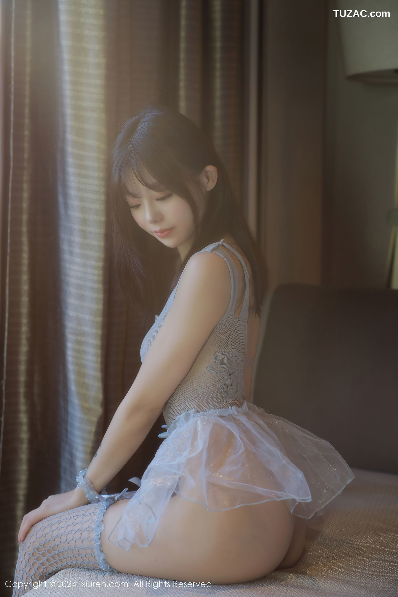 XiuRen秀人网-8214-佘贝拉Bella-灰色轻透薄纱情趣服饰-2024.03.12