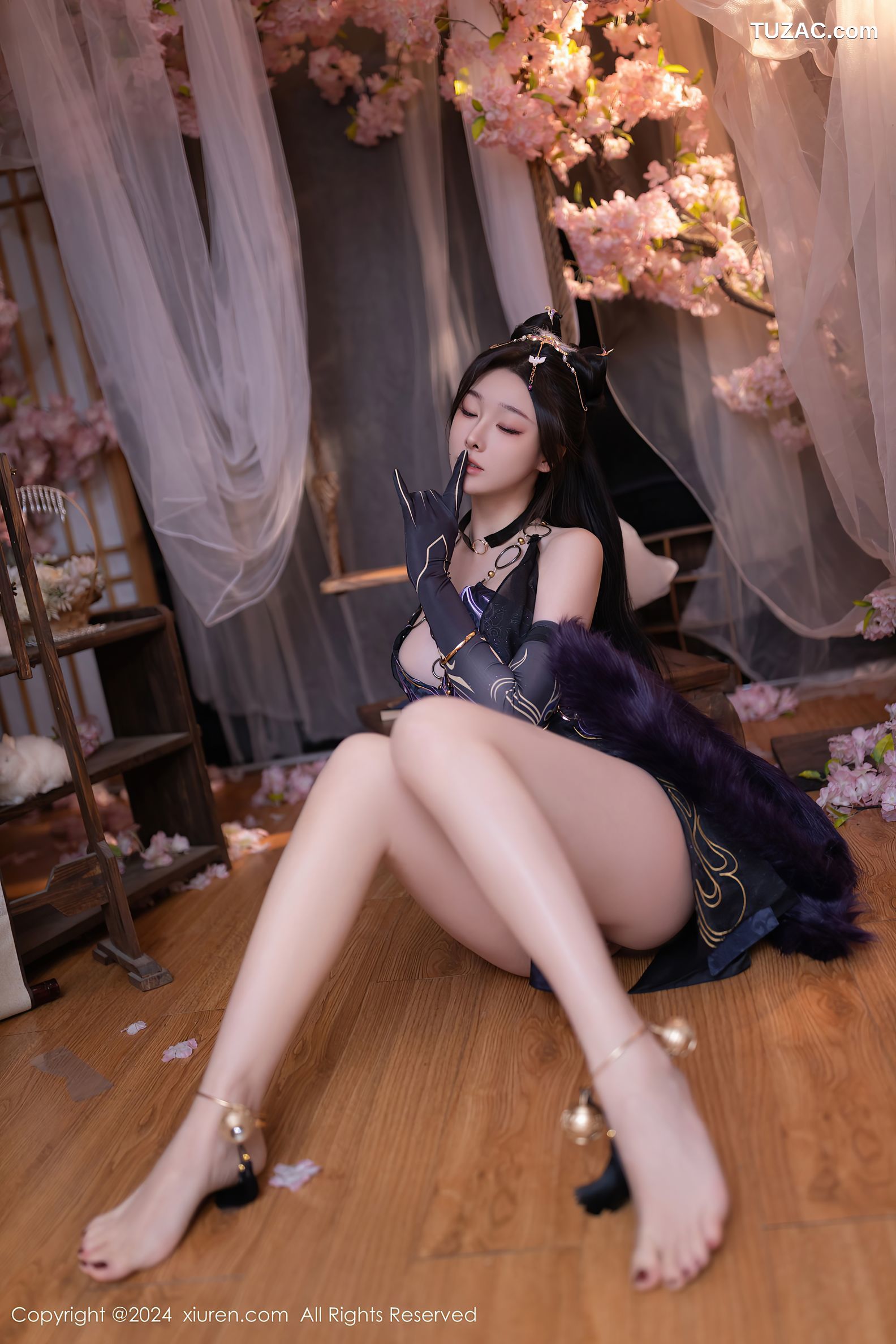 XiuRen秀人网-8232-小逗逗-紫色玉玲珑-2024.03.14