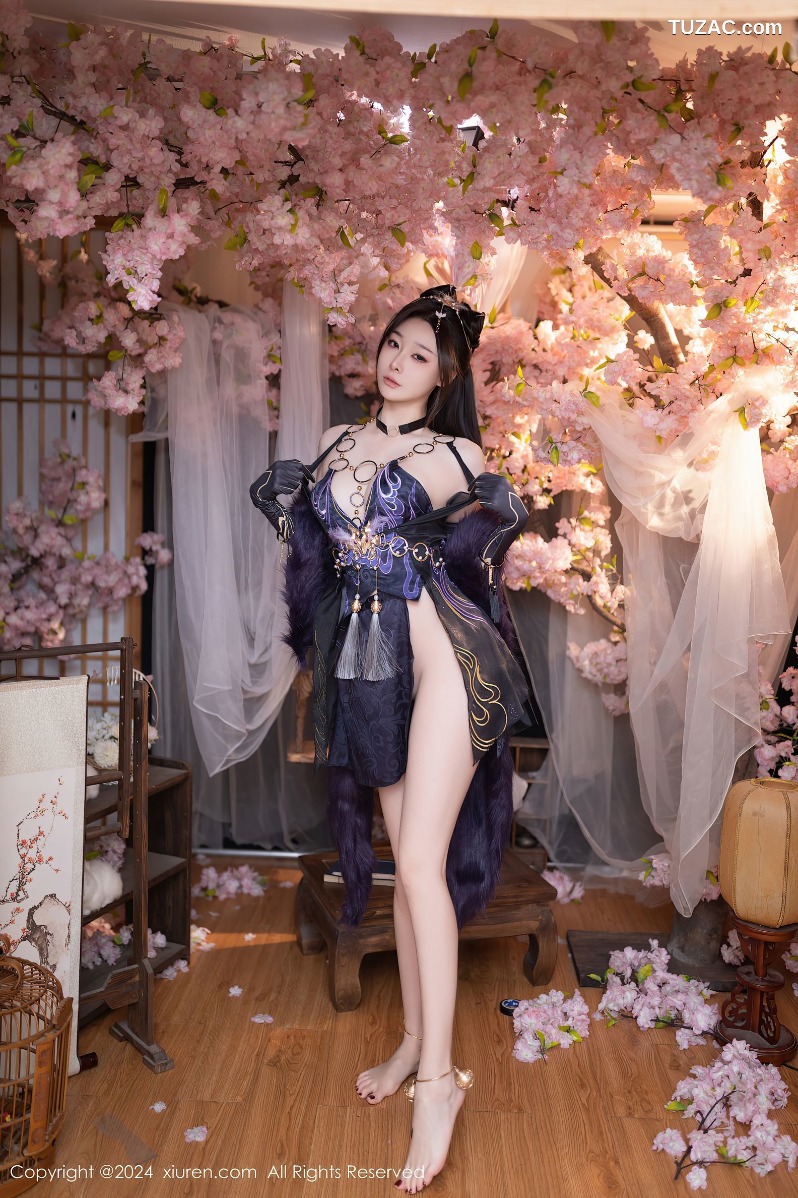 XiuRen秀人网-8232-小逗逗-紫色玉玲珑-2024.03.14