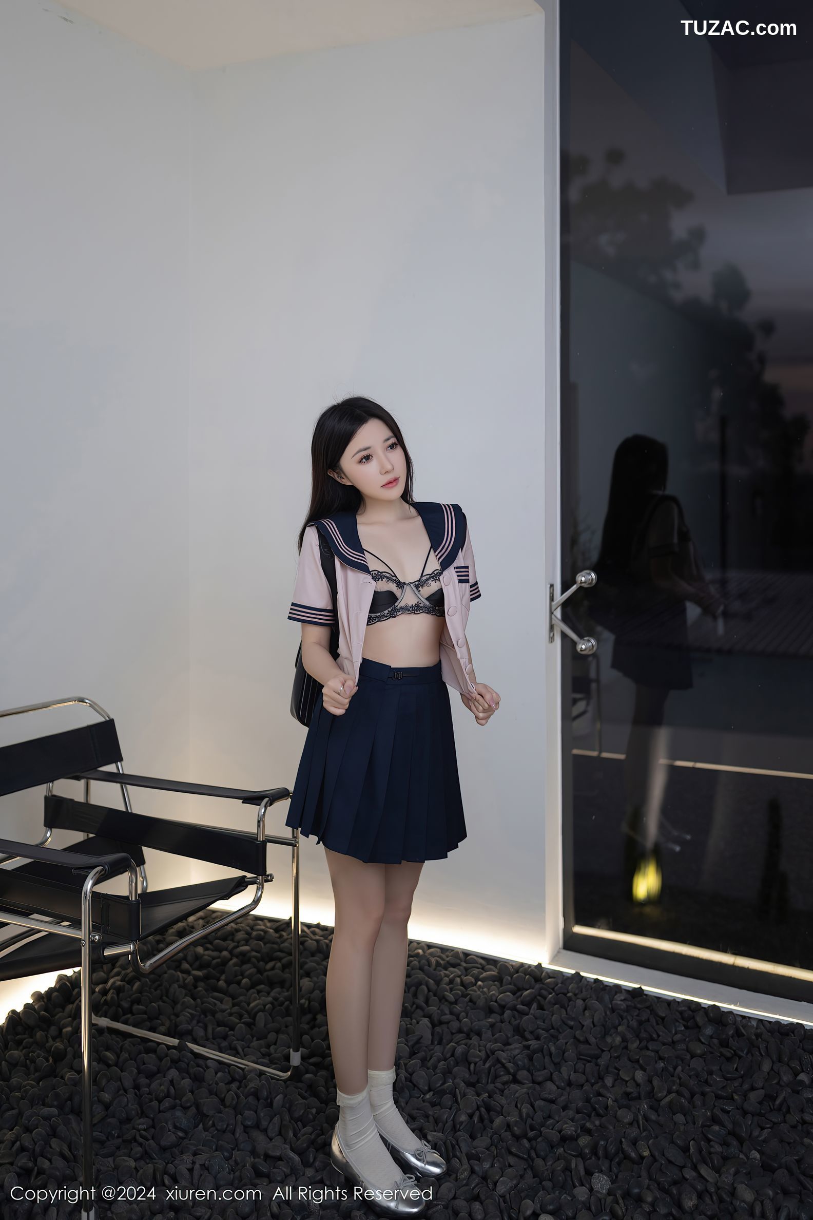 XiuRen秀人网-8244-鱼子酱Fish-泰国旅拍-学生装白衬衫黑短裙黑蕾丝内衣台球桌脱光-2024.03.15