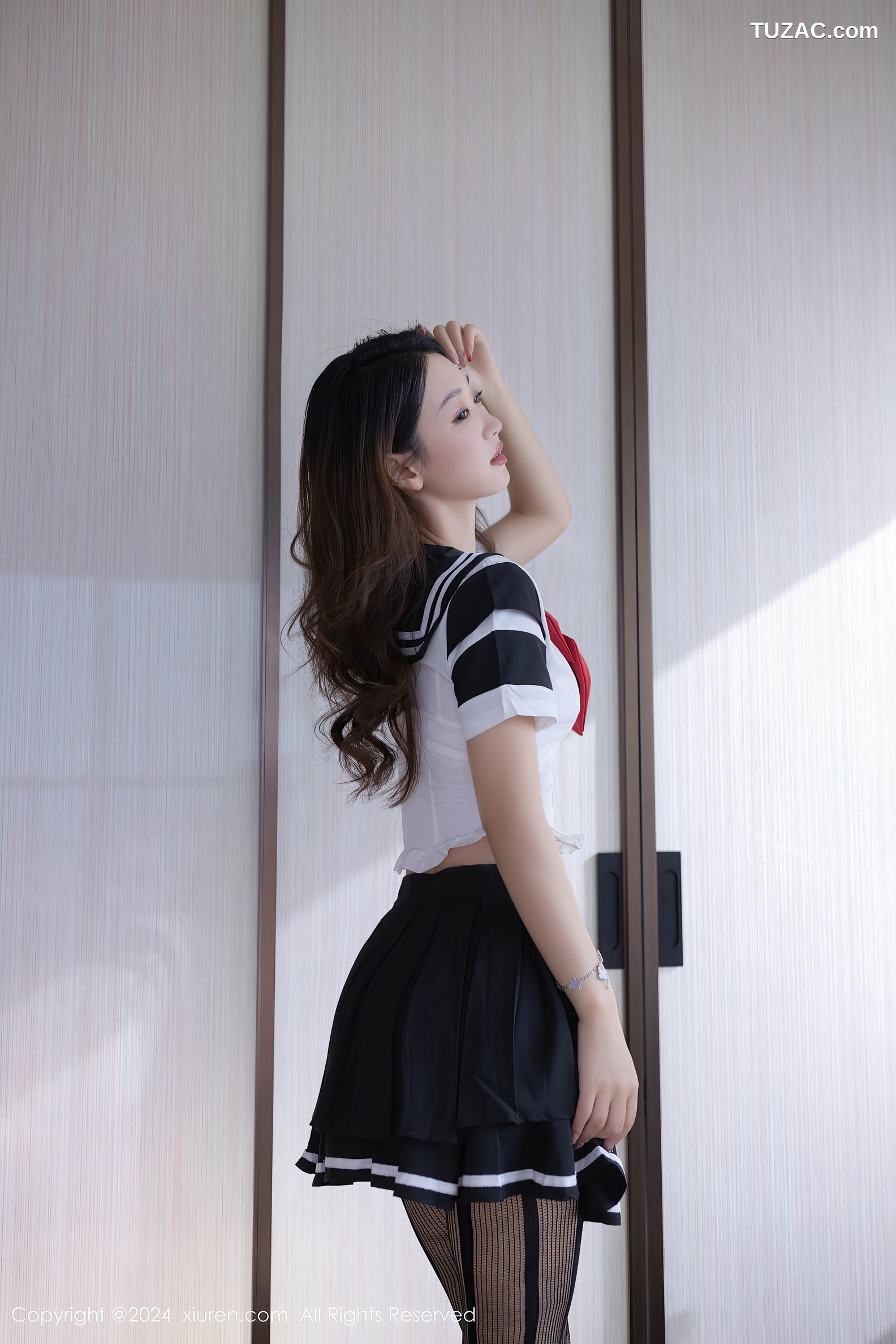 XiuRen秀人网-8287-唐安琪-学生装白T黑色短裙黑丝白色内衣-2024.03.25