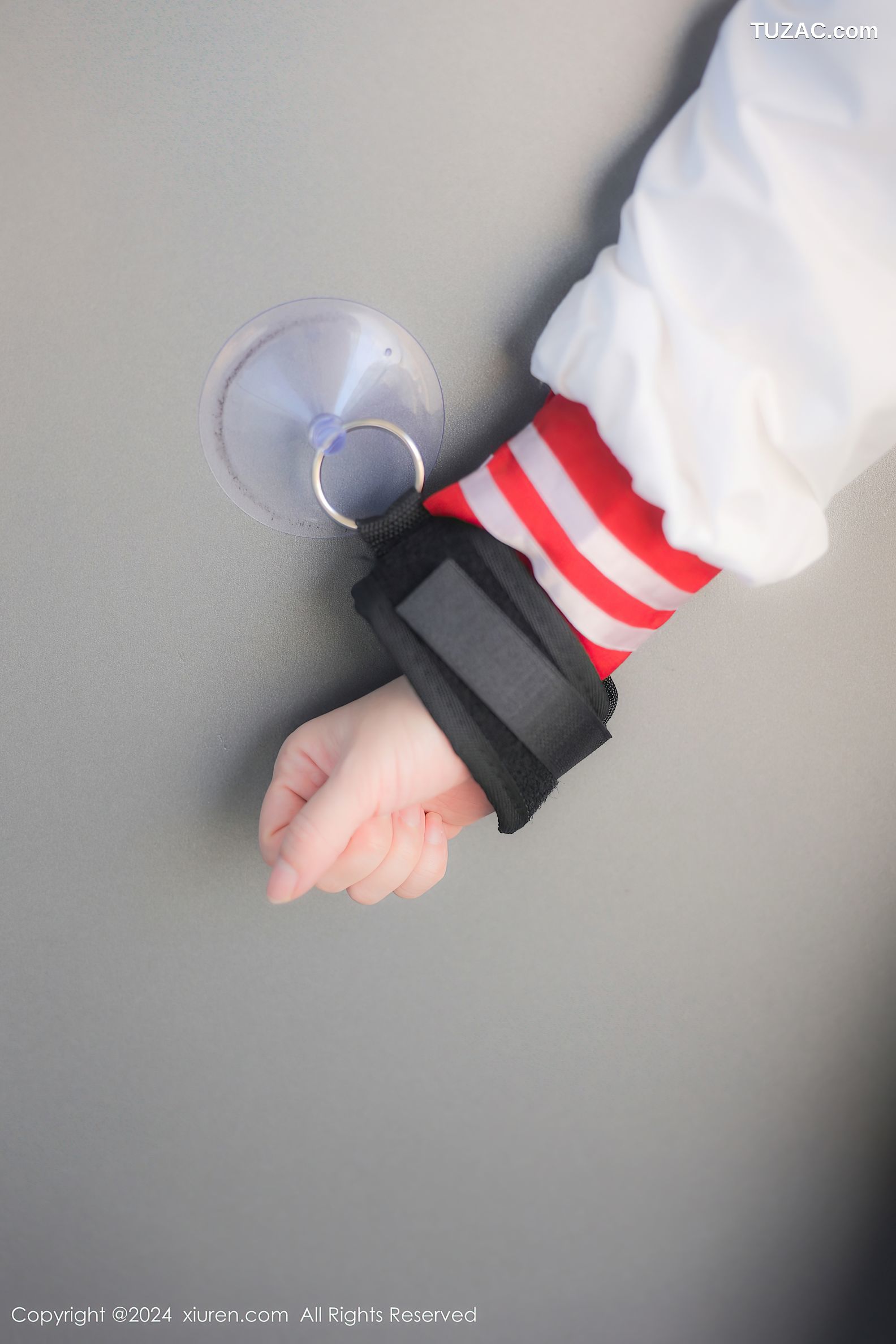 XiuRen秀人网-8293-小薯条nienie-白色情趣内衣浴室爆乳-2024.03.26