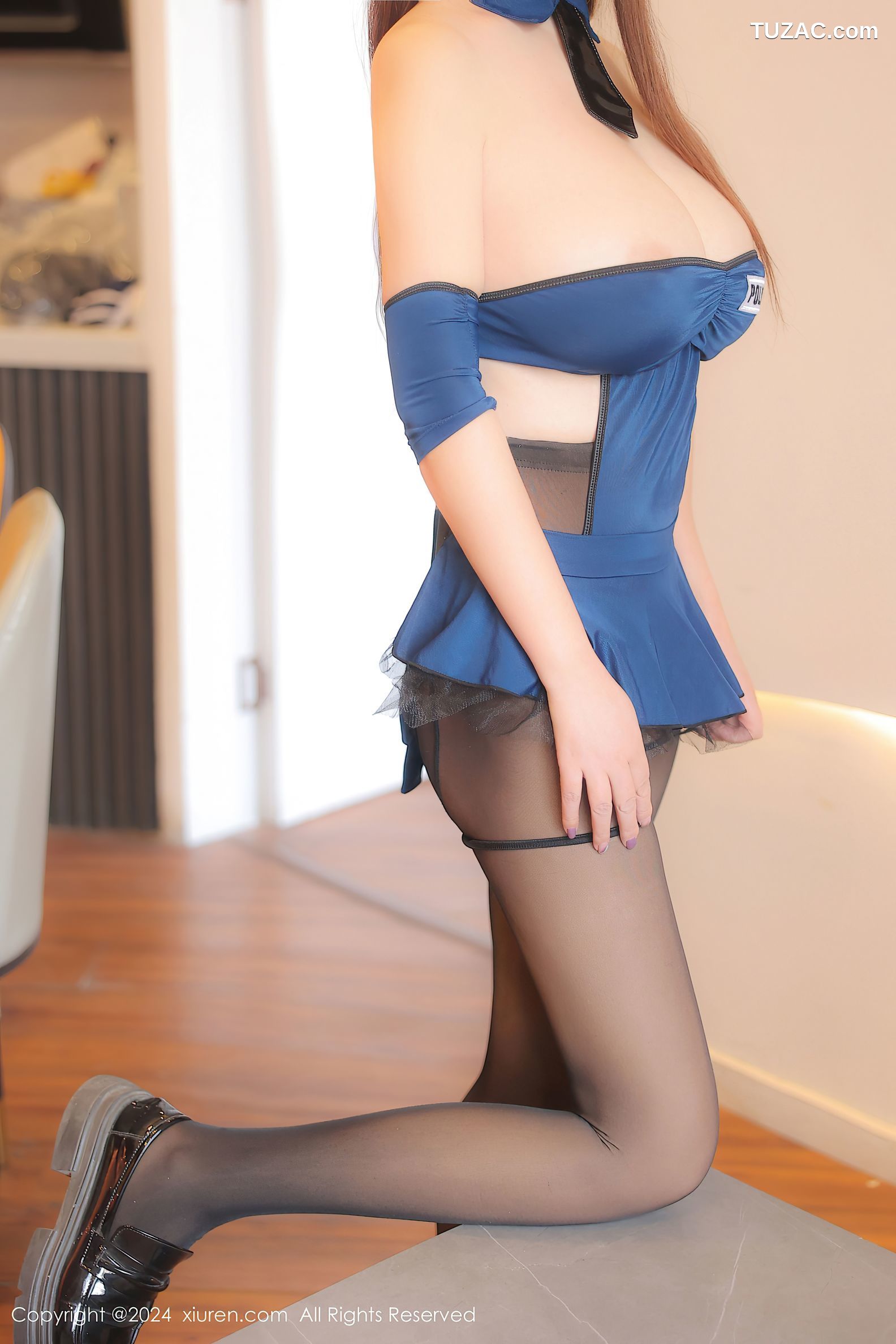 XiuRen秀人网-8304-陈柒柒-蓝色情趣女警裙黑丝爆乳-2024.03.28