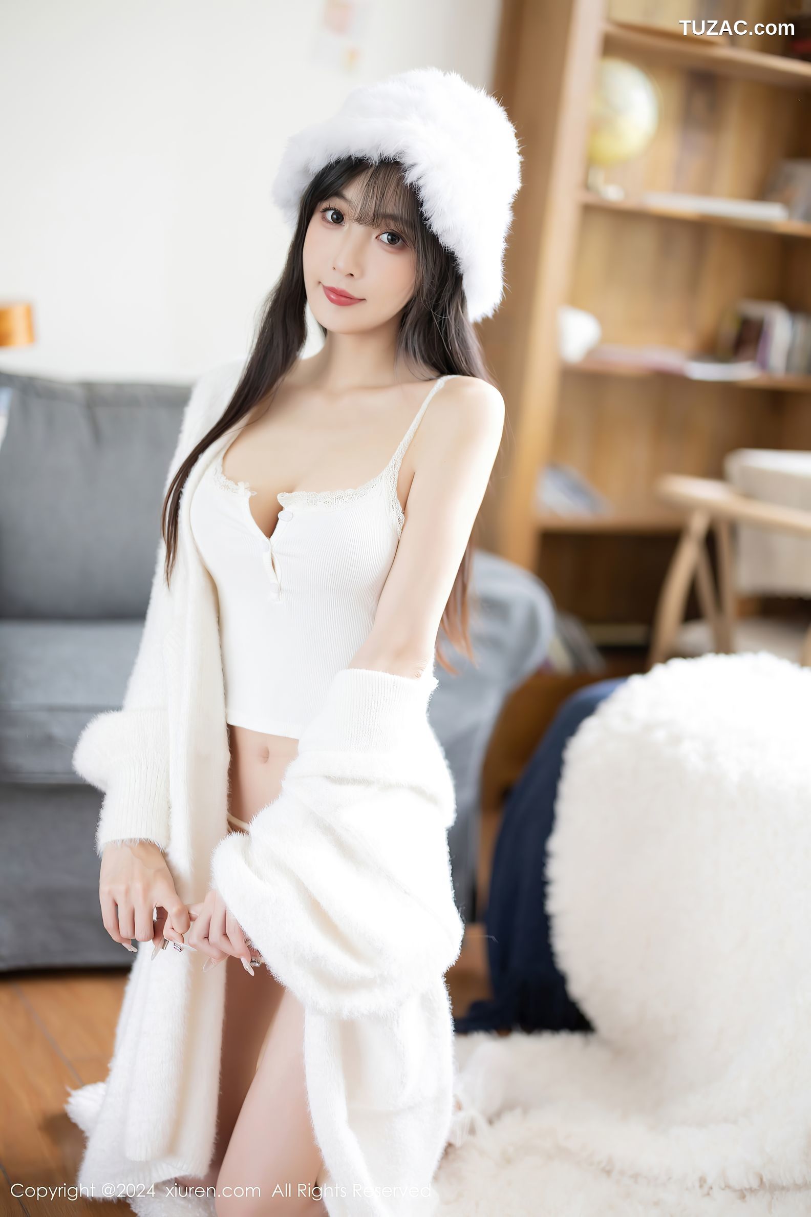 XiuRen秀人网-8307-林星阑-哈尔滨旅拍-雪景白色民国风针织连衣裙白色内衣-2024.03.28