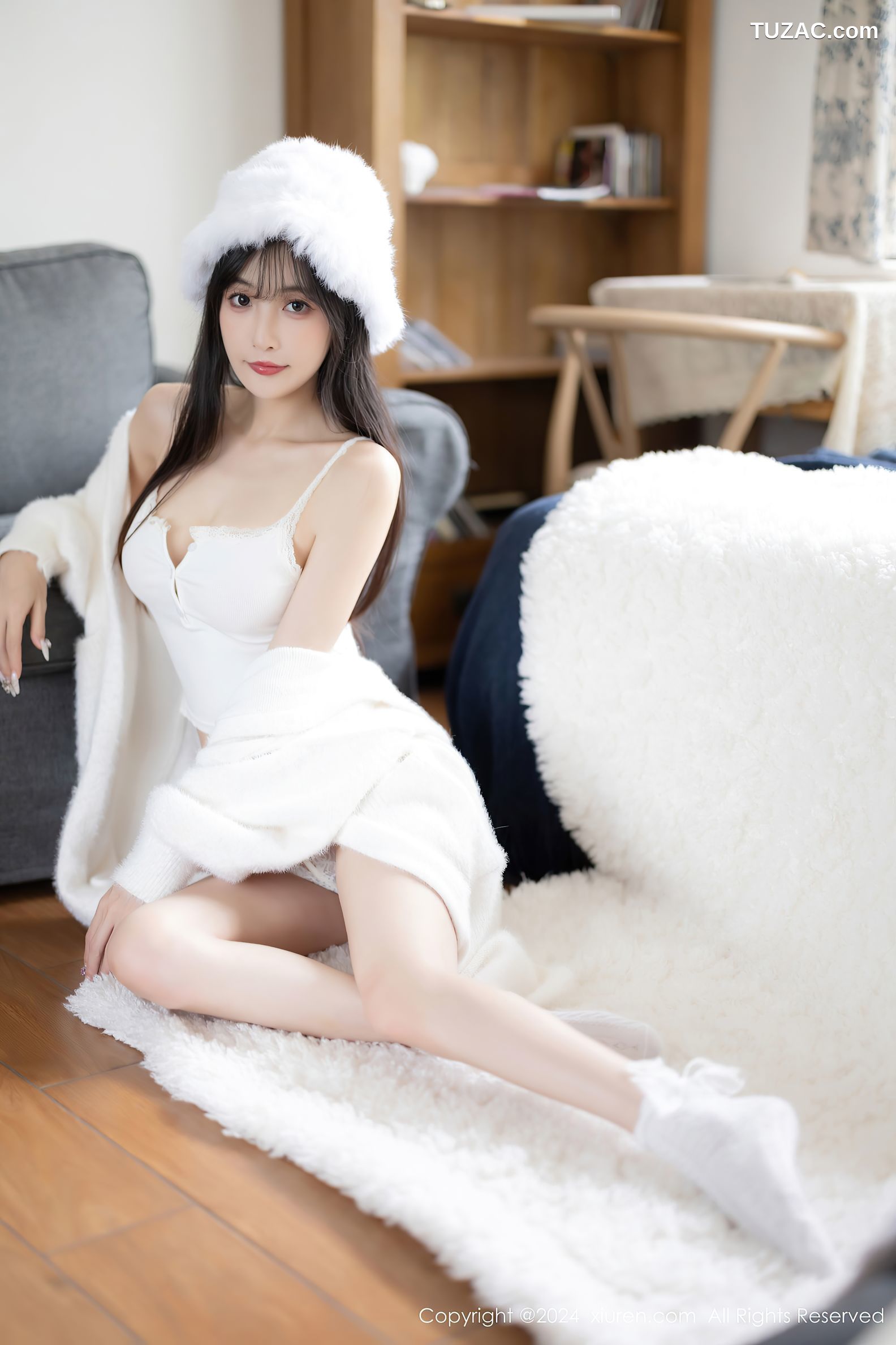 XiuRen秀人网-8307-林星阑-哈尔滨旅拍-雪景白色民国风针织连衣裙白色内衣-2024.03.28