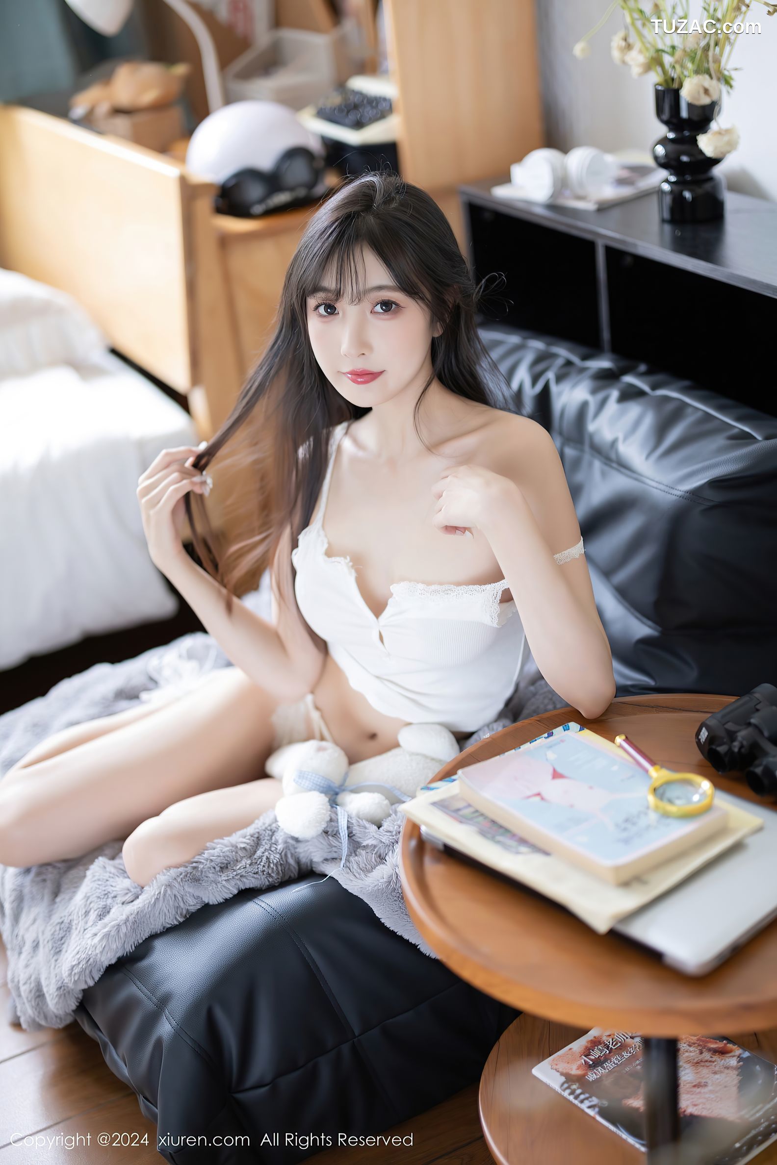 XiuRen秀人网-8307-林星阑-哈尔滨旅拍-雪景白色民国风针织连衣裙白色内衣-2024.03.28