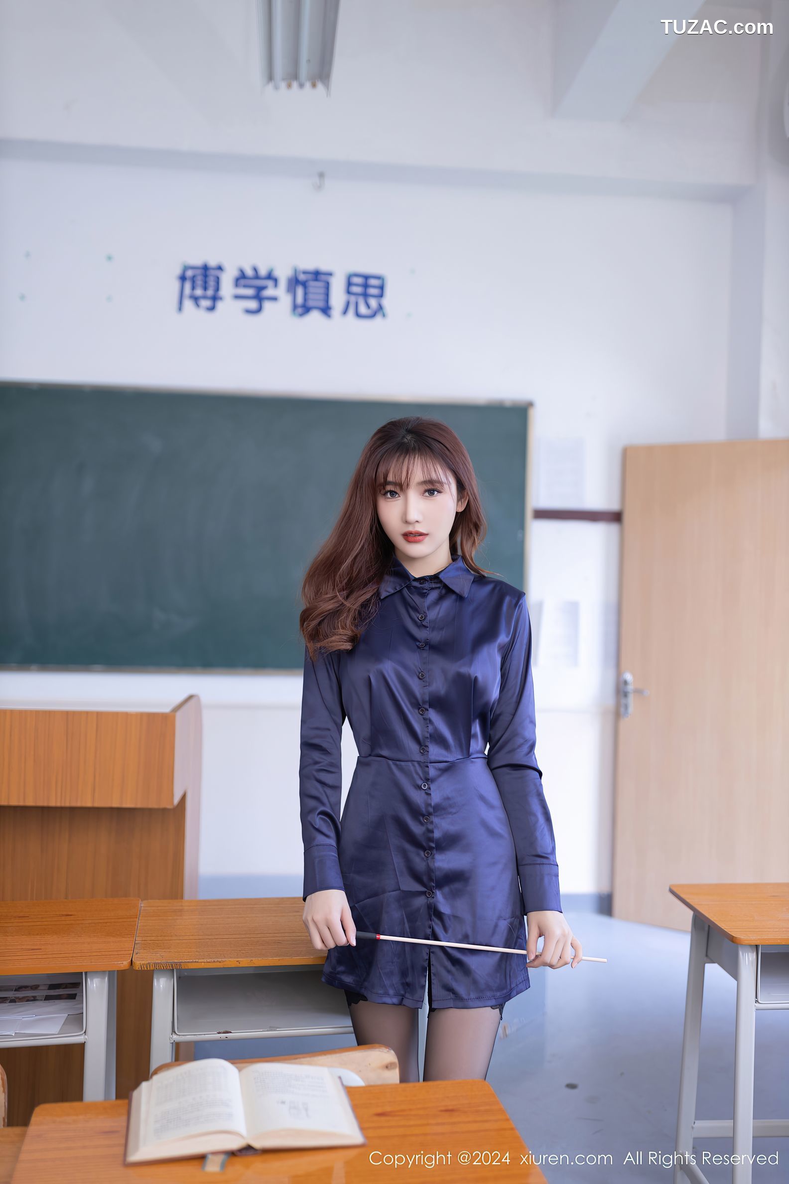 XiuRen秀人网-8309-陆萱萱-美女教师深蓝连衣短裙黑蕾丝内衣黑丝-2024.03.28