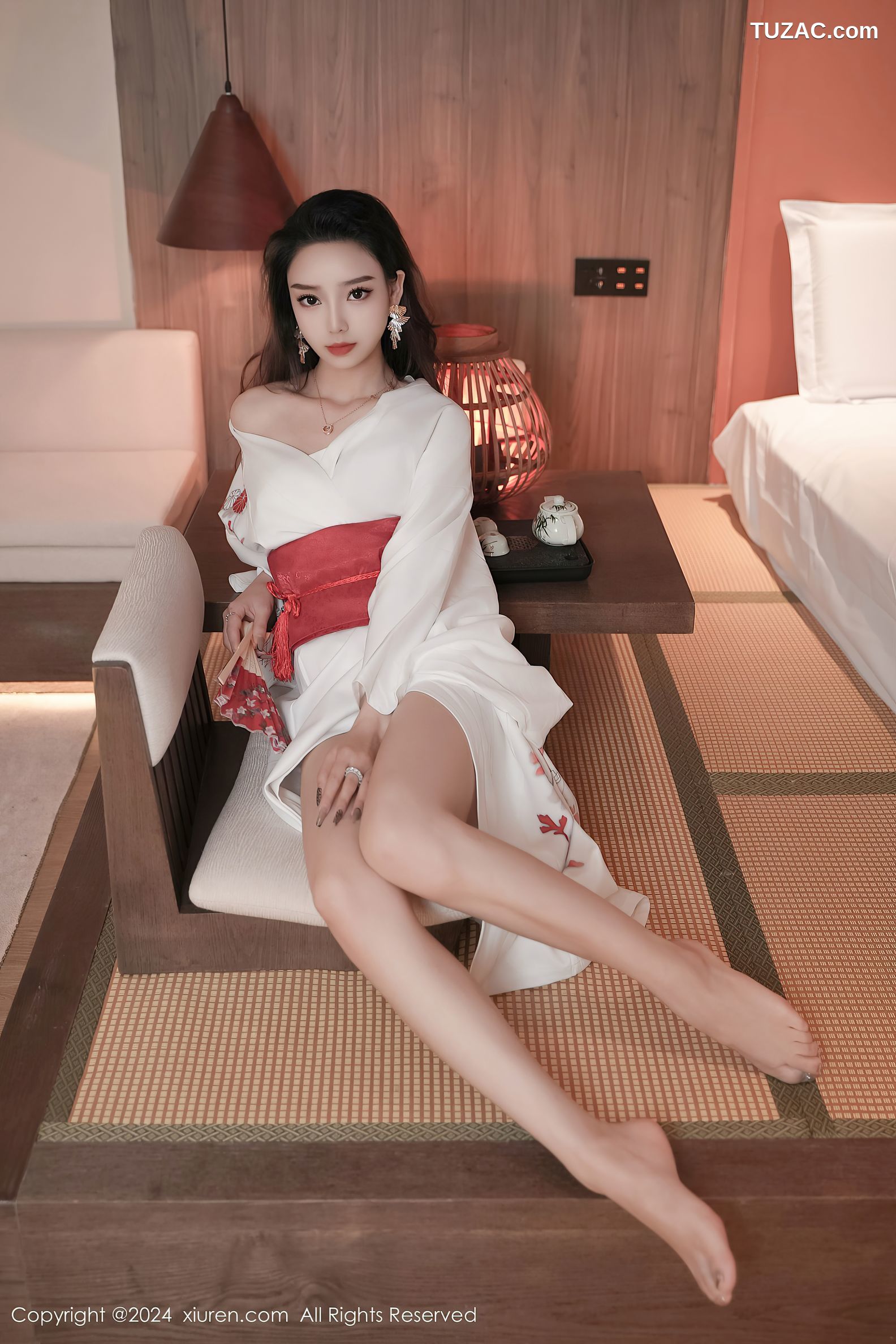 XiuRen秀人网-8367-苏曼兮-白色和服红绑带红色扇子-2024.04.10