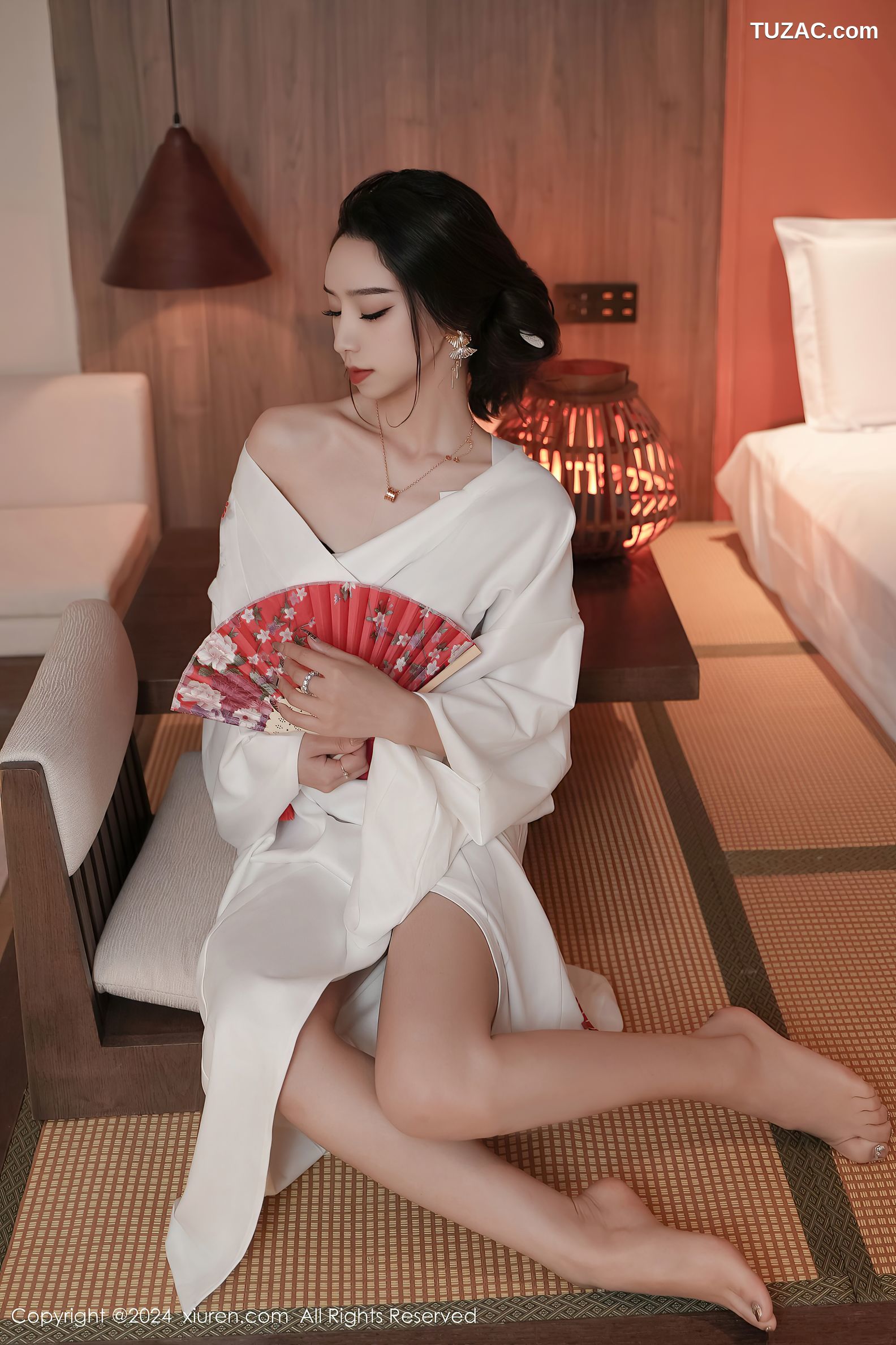 XiuRen秀人网-8367-苏曼兮-白色和服红绑带红色扇子-2024.04.10