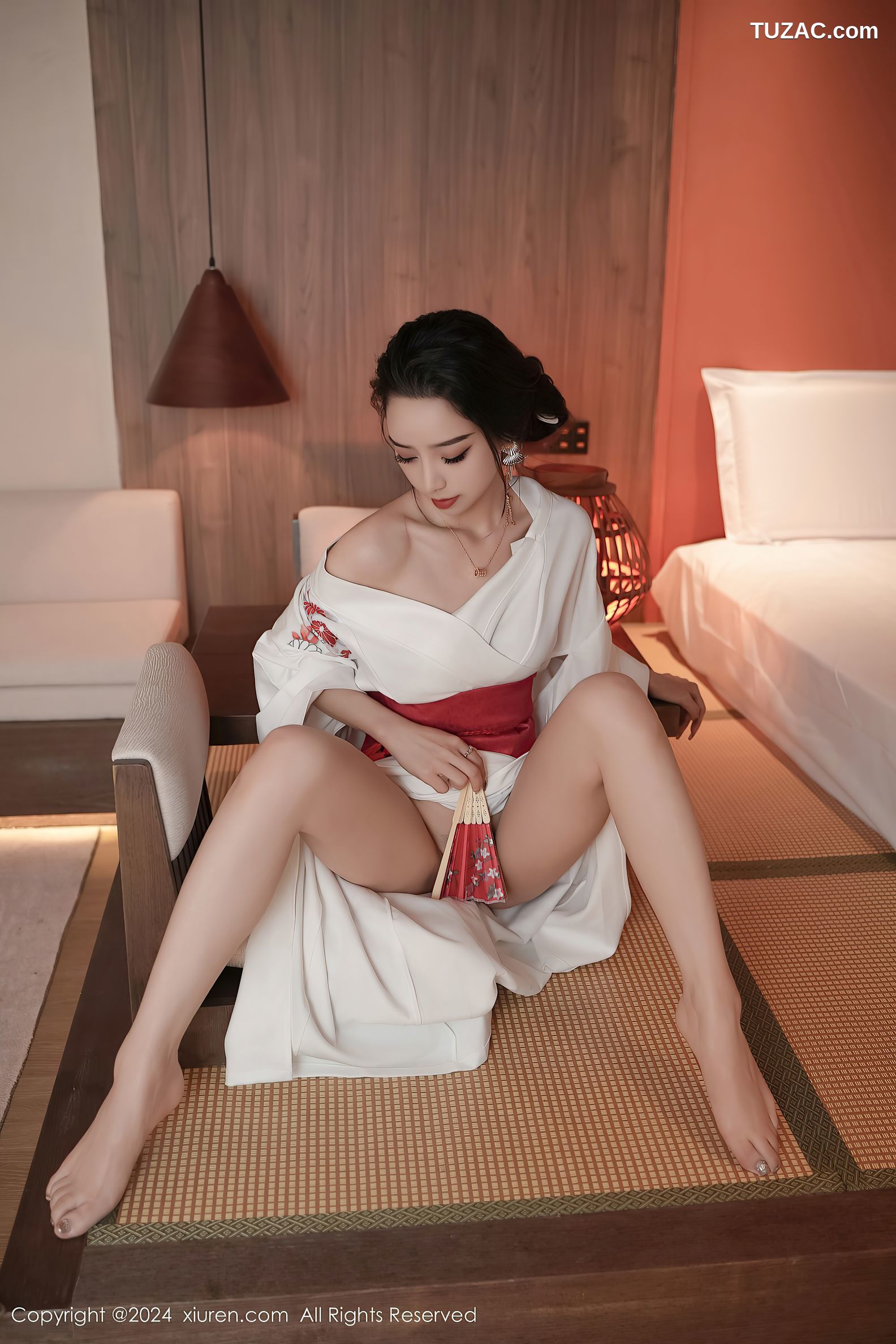 XiuRen秀人网-8367-苏曼兮-白色和服红绑带红色扇子-2024.04.10