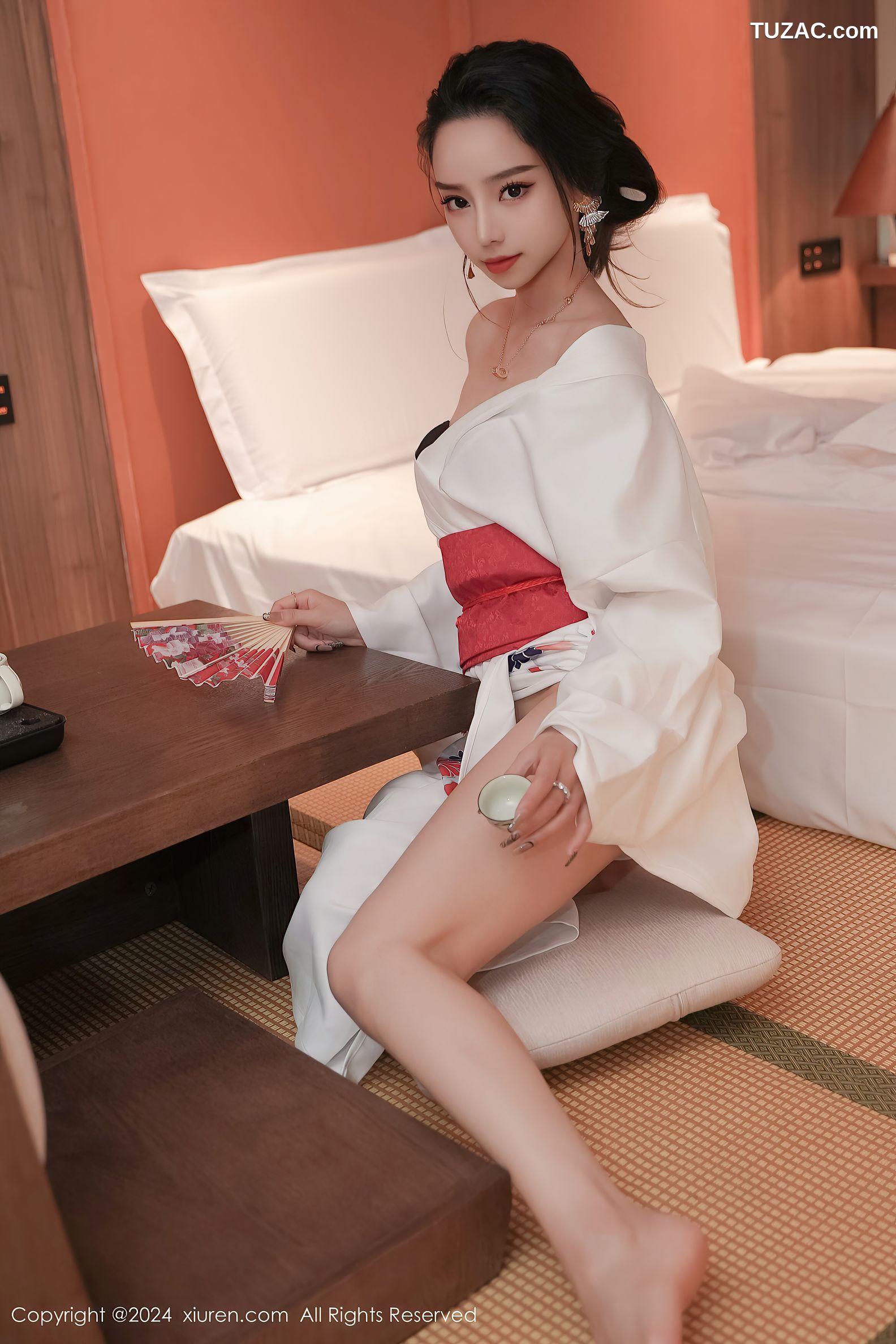 XiuRen秀人网-8367-苏曼兮-白色和服红绑带红色扇子-2024.04.10