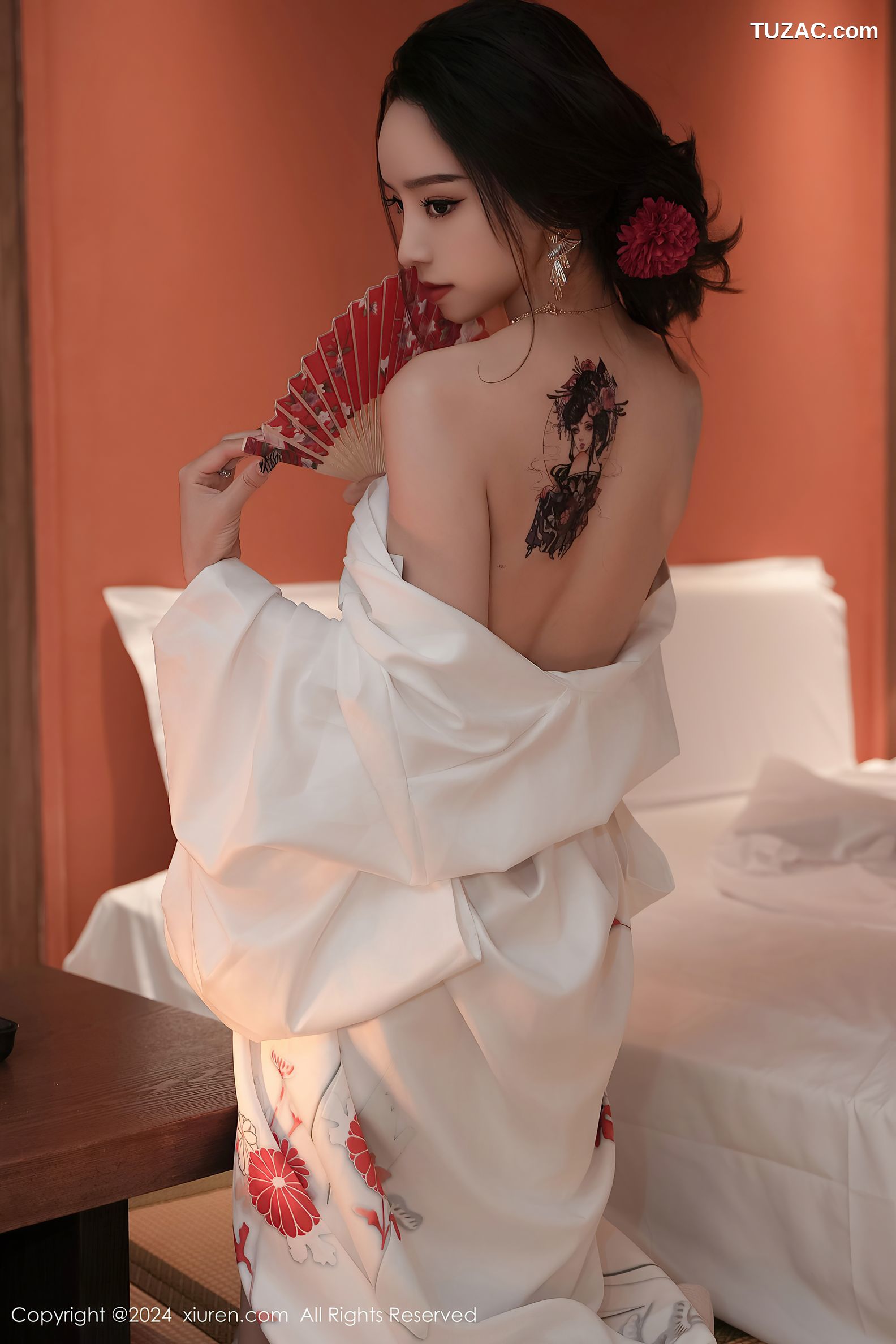 XiuRen秀人网-8367-苏曼兮-白色和服红绑带红色扇子-2024.04.10