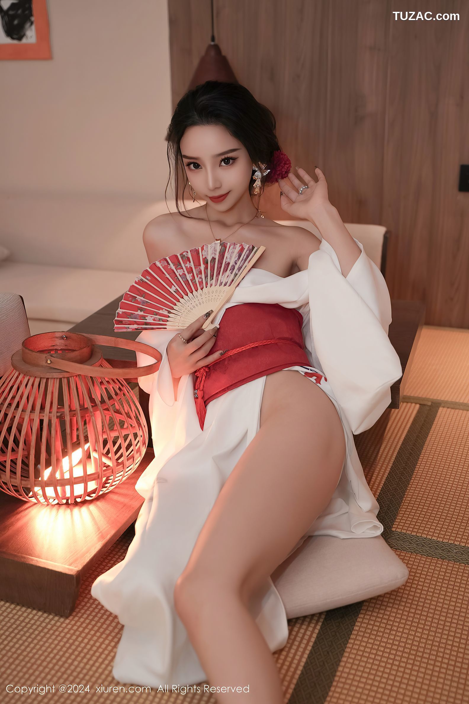 XiuRen秀人网-8367-苏曼兮-白色和服红绑带红色扇子-2024.04.10