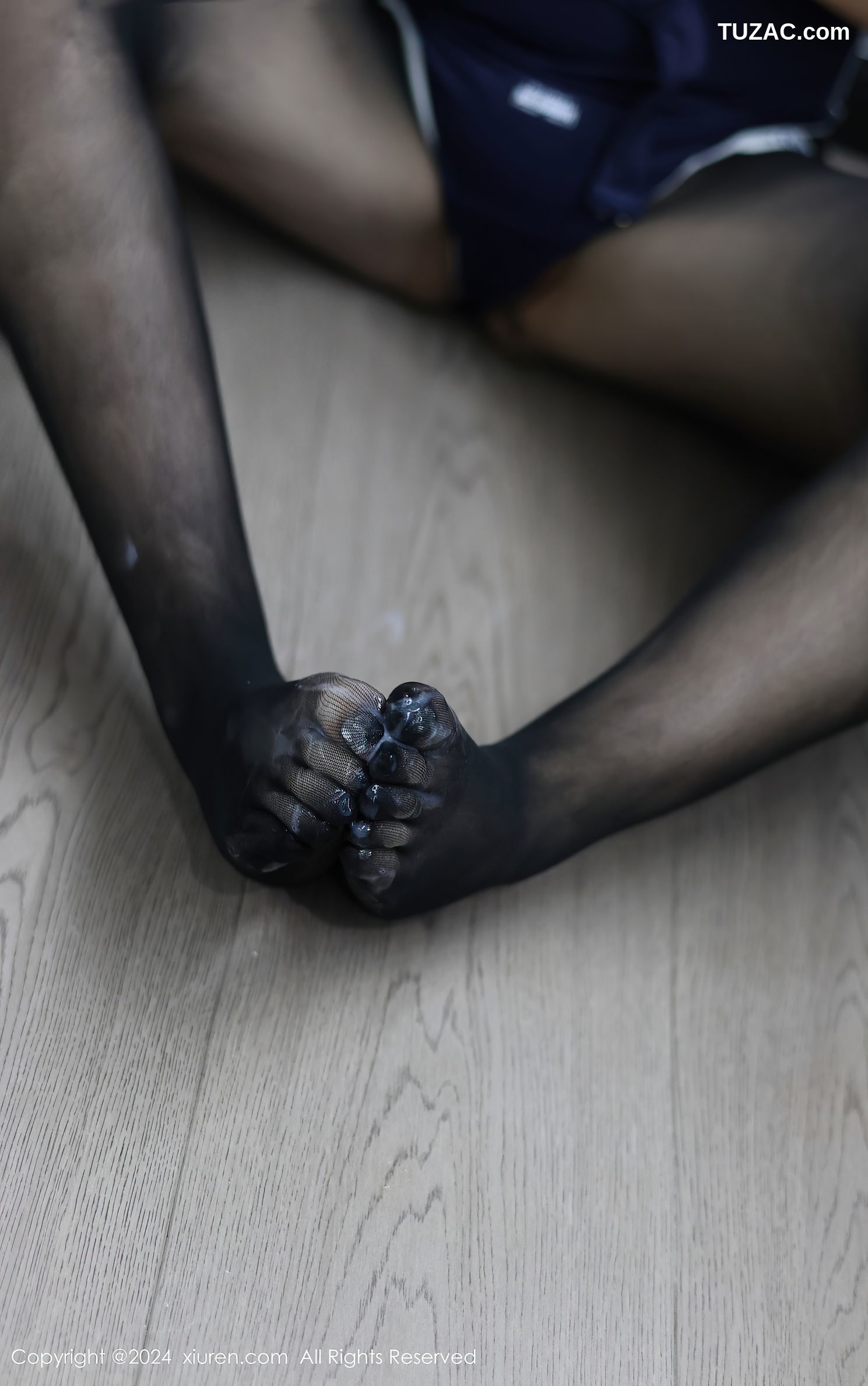 XiuRen秀人网-8432-小薯条nienie-网瘾少女主题-蓝色死库水黑丝-2024.04.22