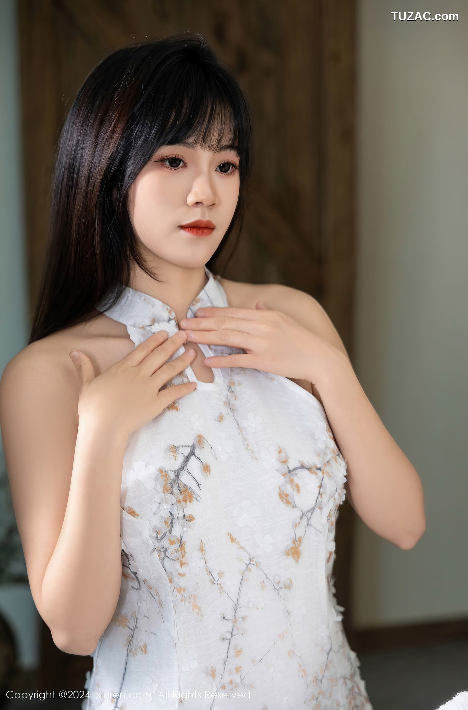 XiuRen秀人网-8434-唐安诺-中式印花连衣裙-2024.04.23