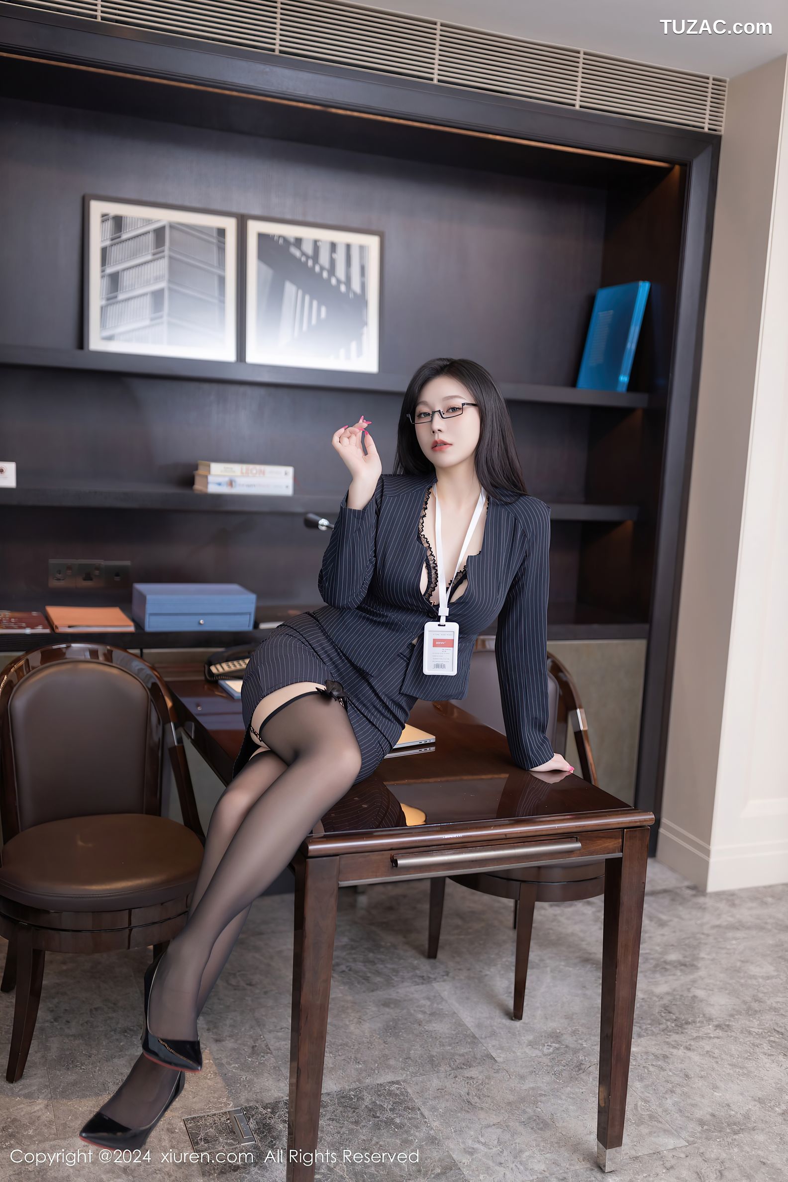 XiuRen秀人网-8537-安然anran-OL女秘书黑色裙装黑蕾丝内衣黑丝-2024.05.14