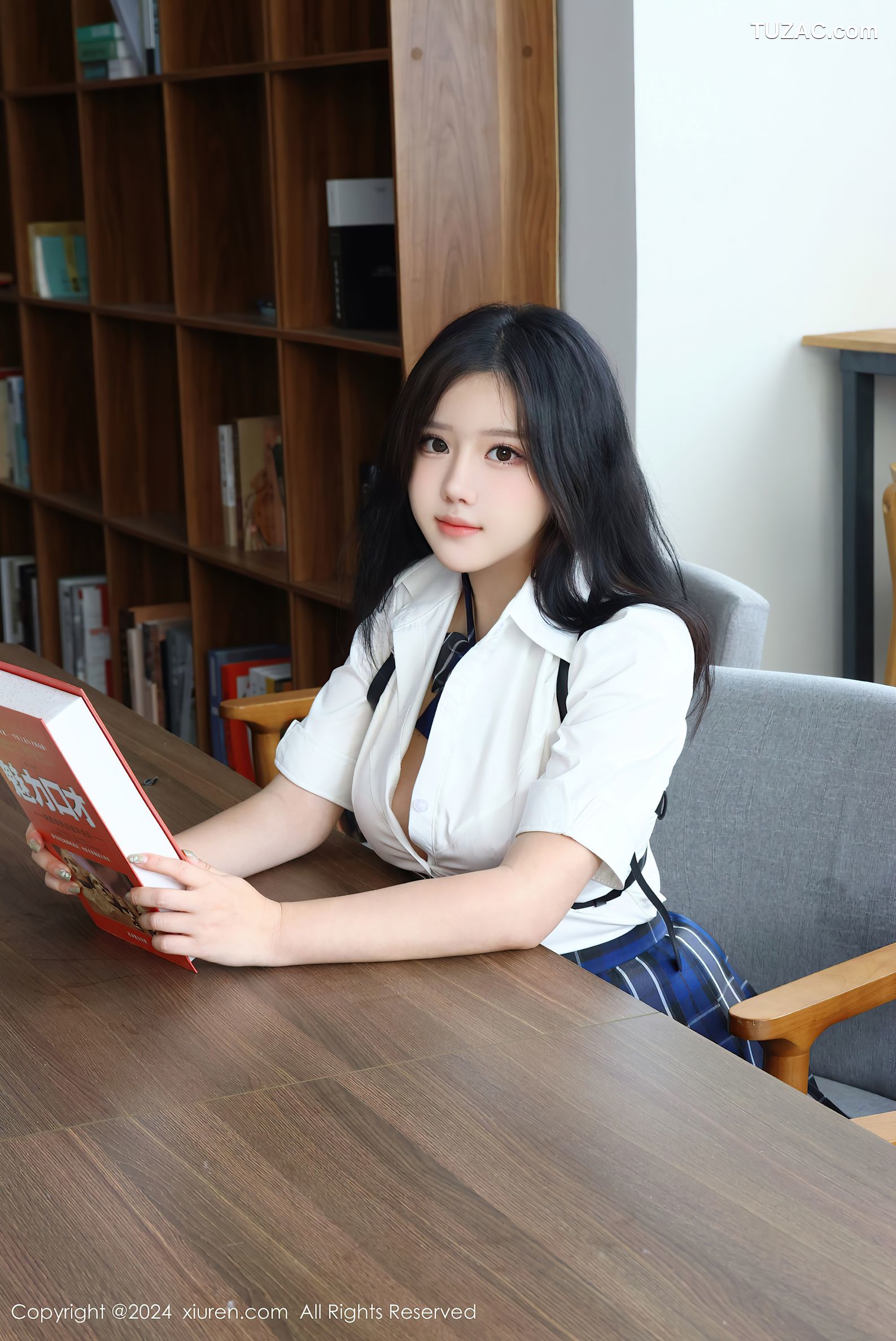XiuRen秀人网-8637-小薯条nienie-图书馆场景-白衬衫格子裙学妹黑丝爆乳-2024.05.31