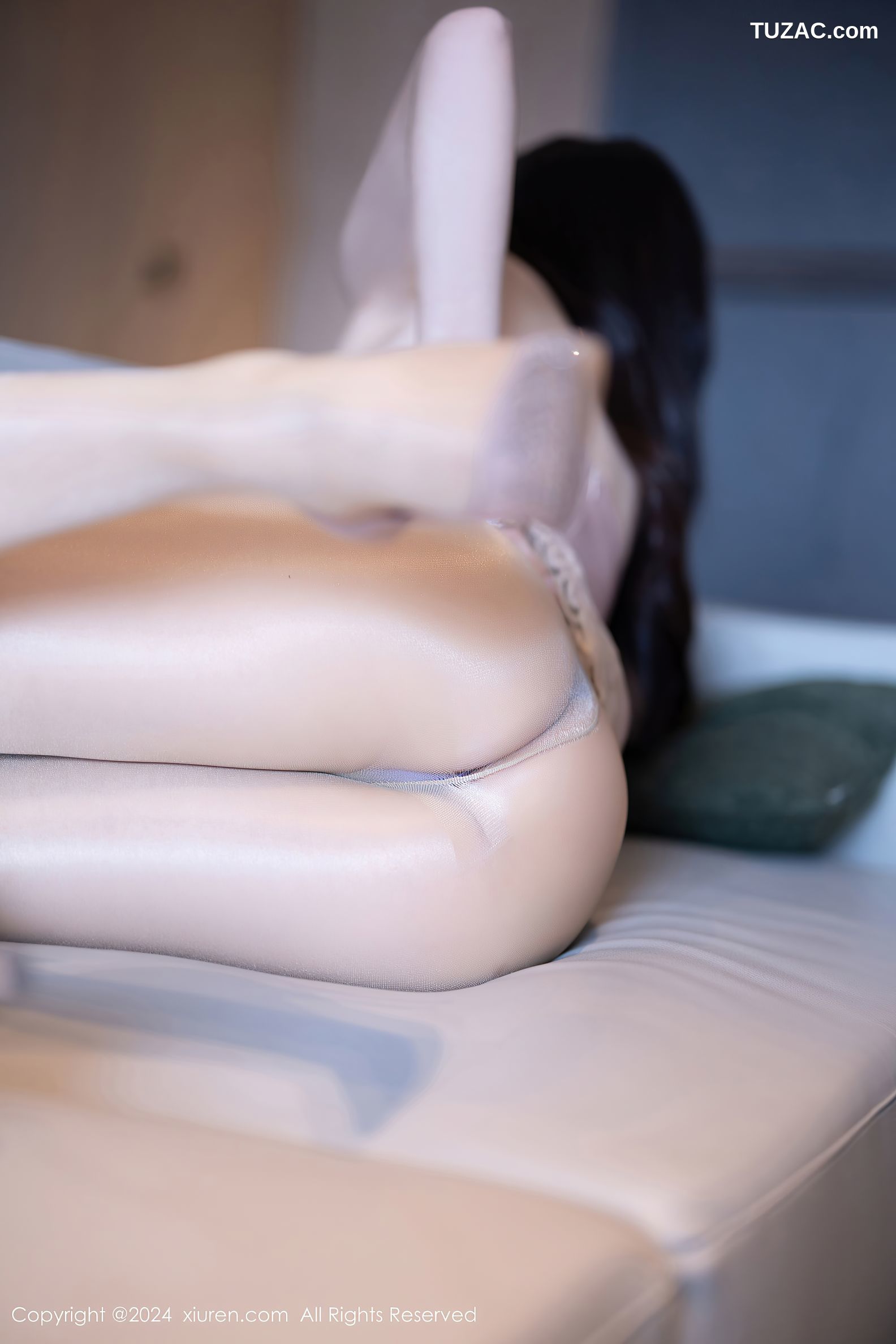 XiuRen秀人网-8713-徐莉芝Booty-淡粉内衣-黑色蕾丝内衣黑丝-2024.06.17