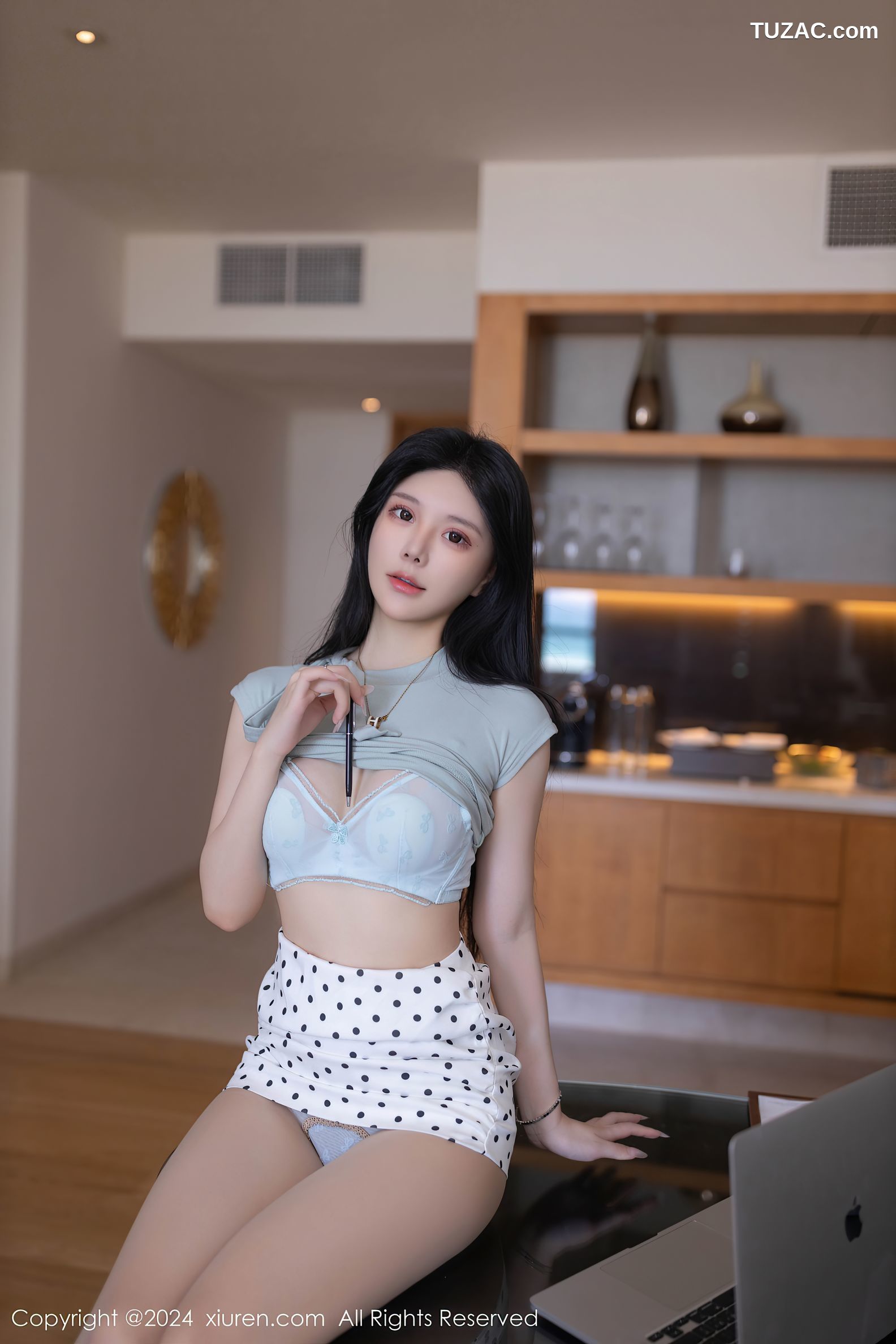 XiuRen秀人网-8774-幼幼-淡蓝T斑点短裙淡蓝内衣灰丝-2024.06.28