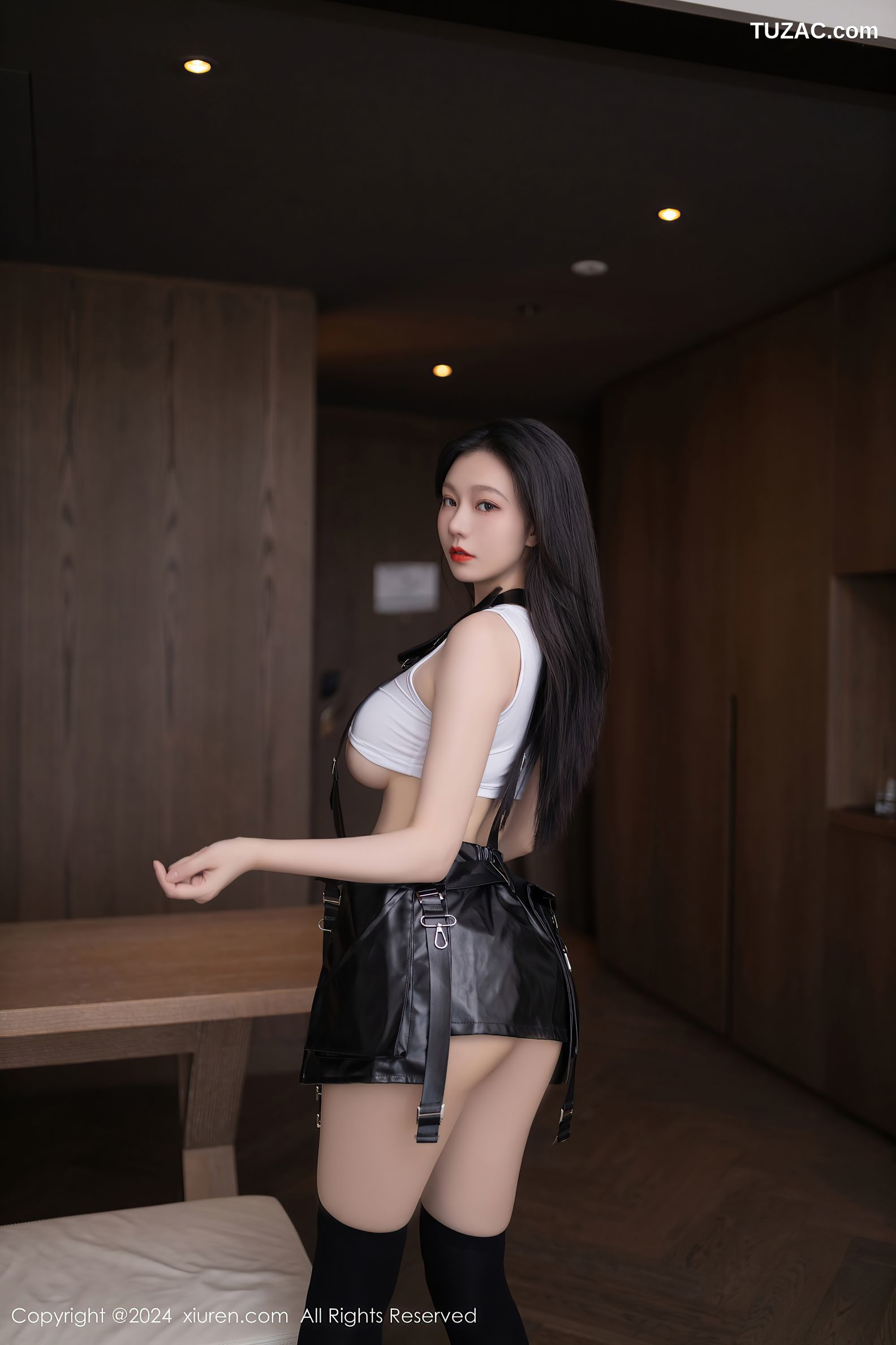 XiuRen秀人网-8829-安然anran-迪拜旅拍-CosPlay-蒂法-2024.07.09