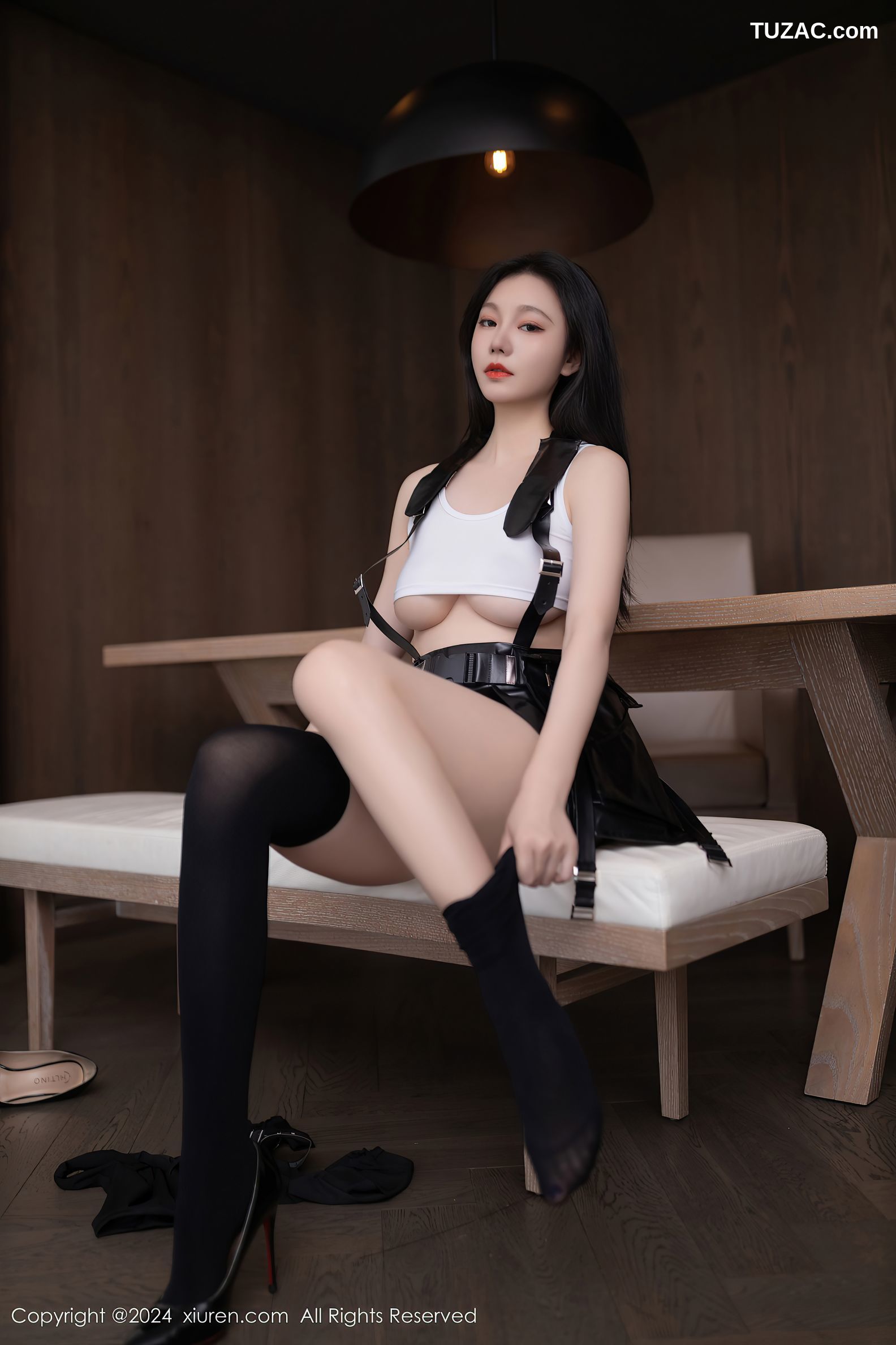 XiuRen秀人网-8829-安然anran-迪拜旅拍-CosPlay-蒂法-2024.07.09