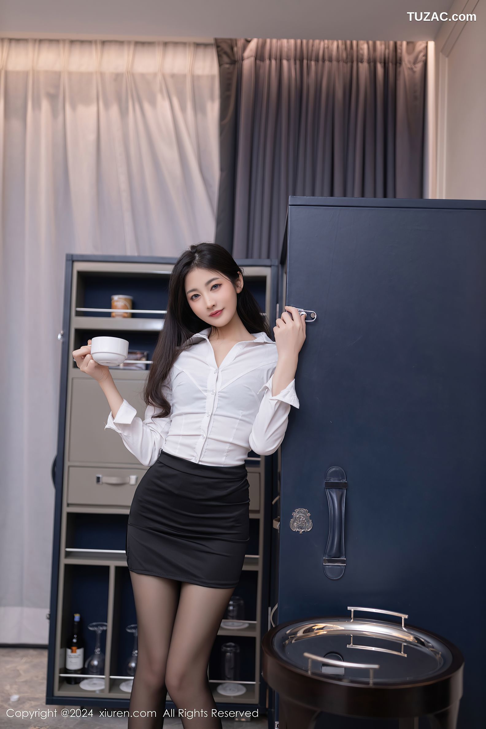 XiuRen秀人网-8830-鱼尾fish-秘书OL白衬衫黑短裙黑蕾丝内衣黑丝-2024.07.09