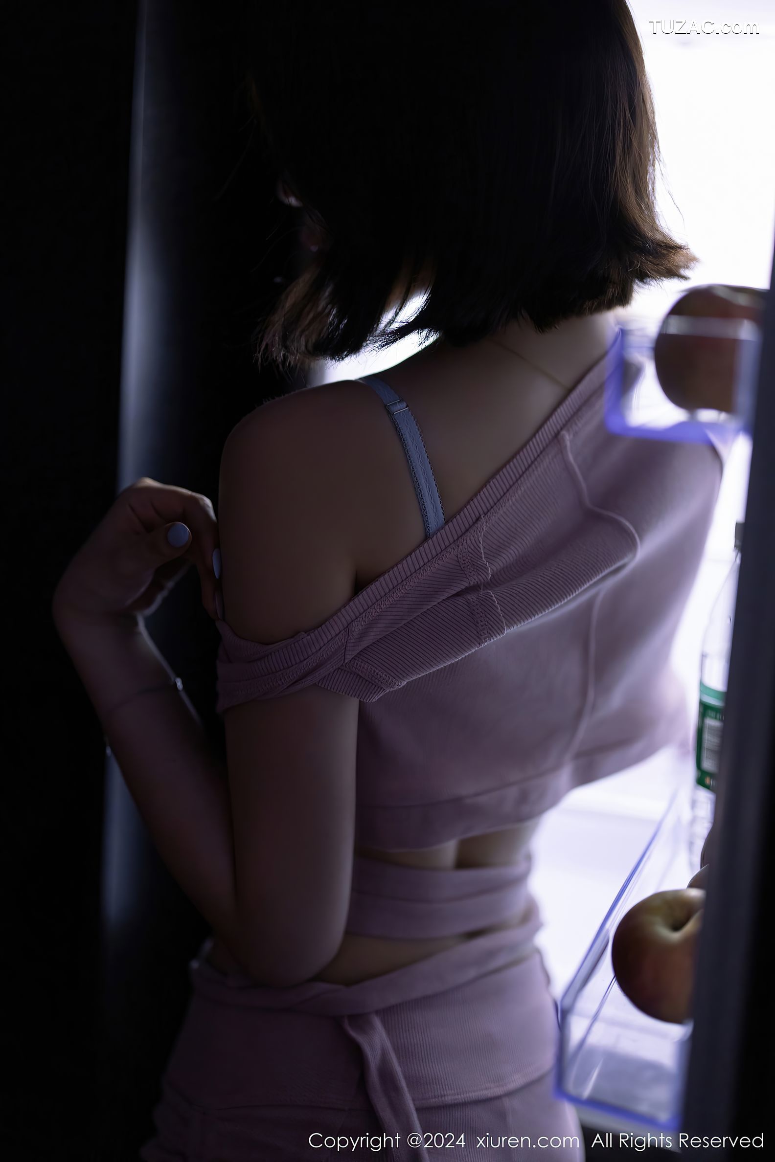 XiuRen秀人网-8836-徐莉芝Booty-粉色针织背心短裤-白纱睡衣湿身-2024.07.10