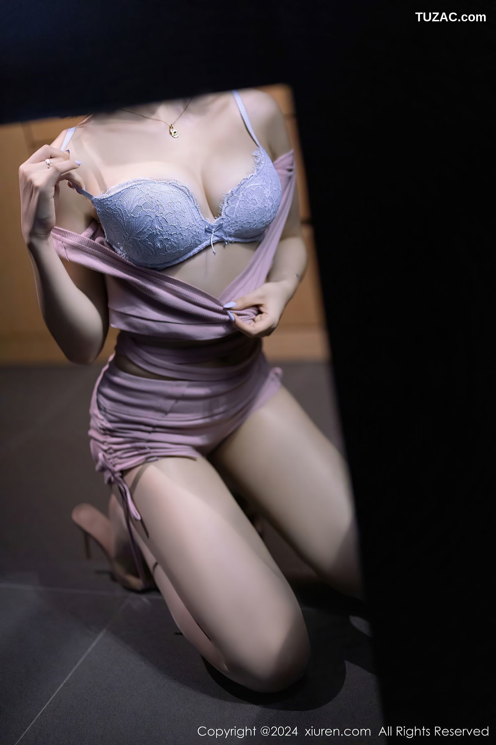 XiuRen秀人网-8836-徐莉芝Booty-粉色针织背心短裤-白纱睡衣湿身-2024.07.10