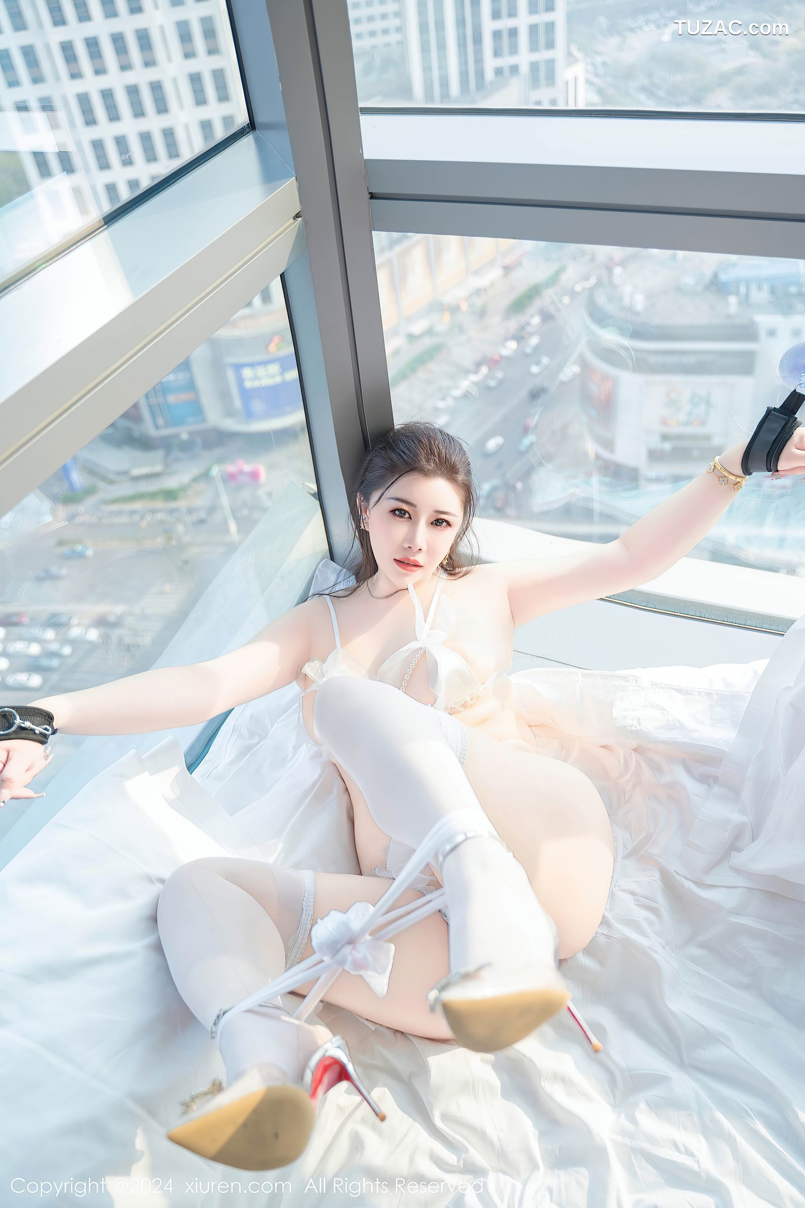 XiuRen秀人网-8837-王婉悠Queen-情趣婚纱蕾丝内衣-2024.07.10