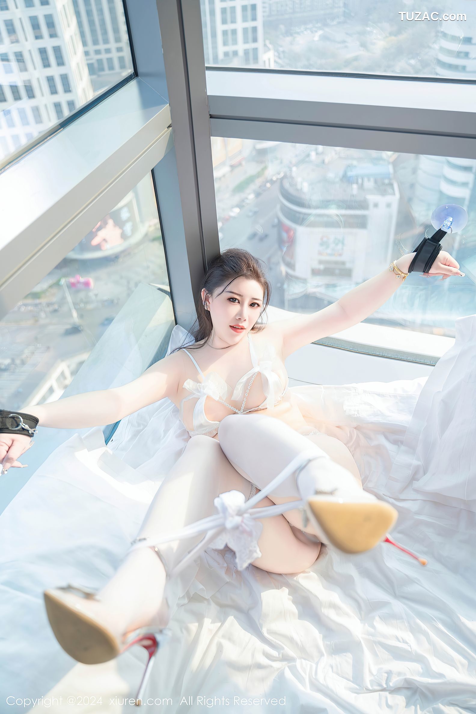 XiuRen秀人网-8837-王婉悠Queen-情趣婚纱蕾丝内衣-2024.07.10