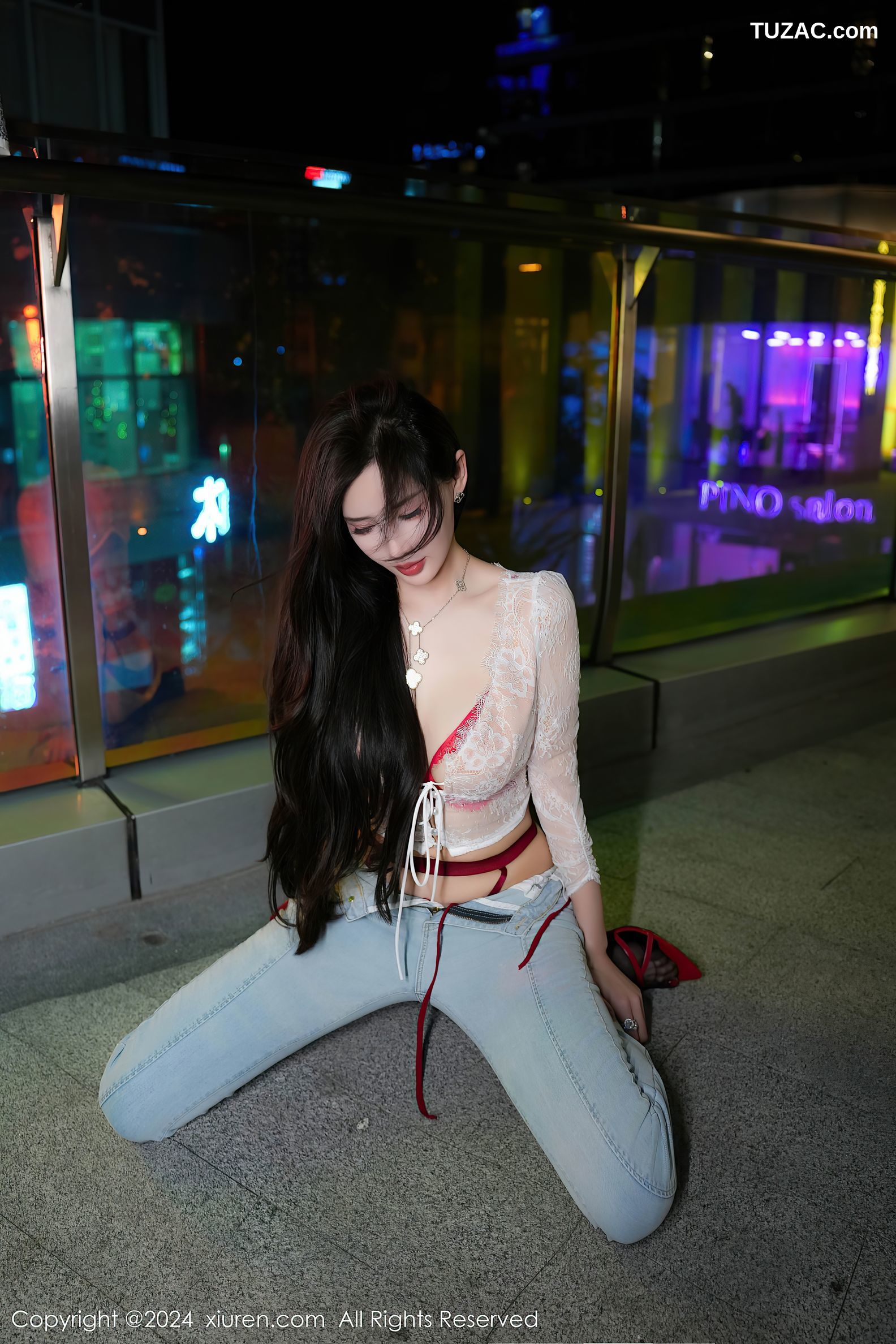 XiuRen秀人网-8846-Carol周妍希-新疆心愿旅拍-牛仔裤白色蕾丝轻透T恤粉红内衣-2024.07.12