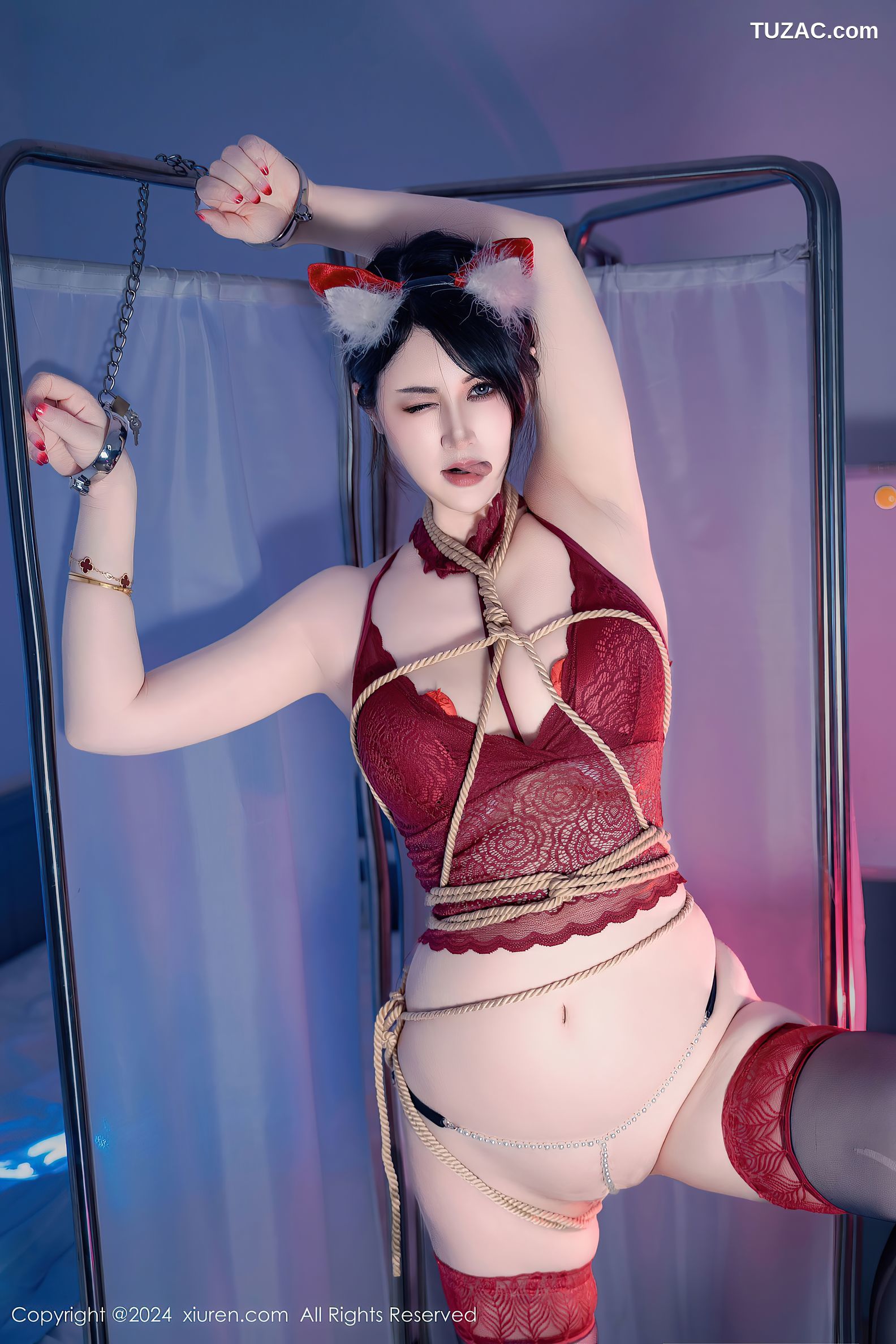 XiuRen秀人网-8859-诗诗kiki-日系保健室蓝衣护士酒红色蕾丝内衣珍珠丁字裤-2024.07.15