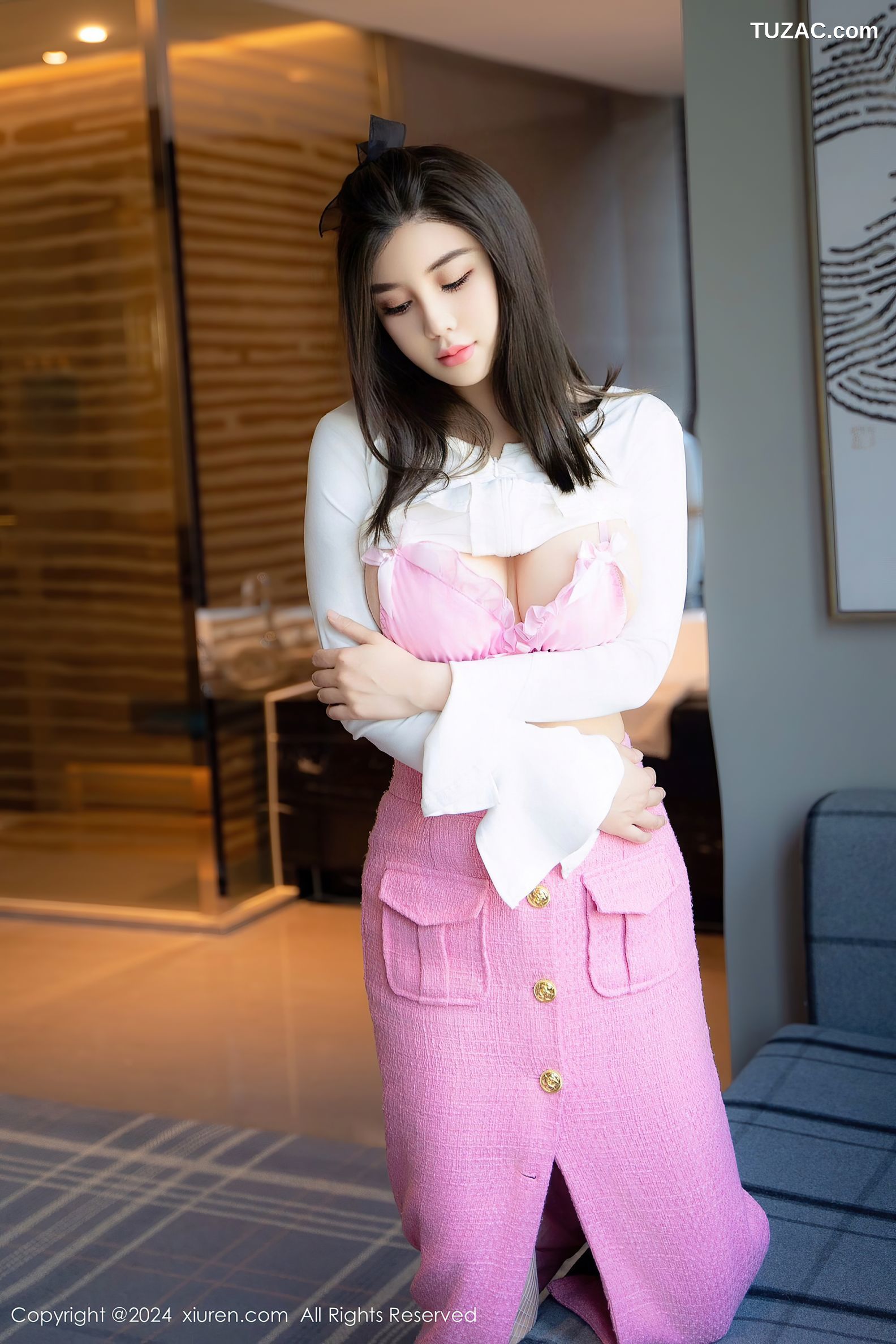XiuRen秀人网-8872-周jojobaby-白衫粉裙粉色情趣内衣-2024.07.17