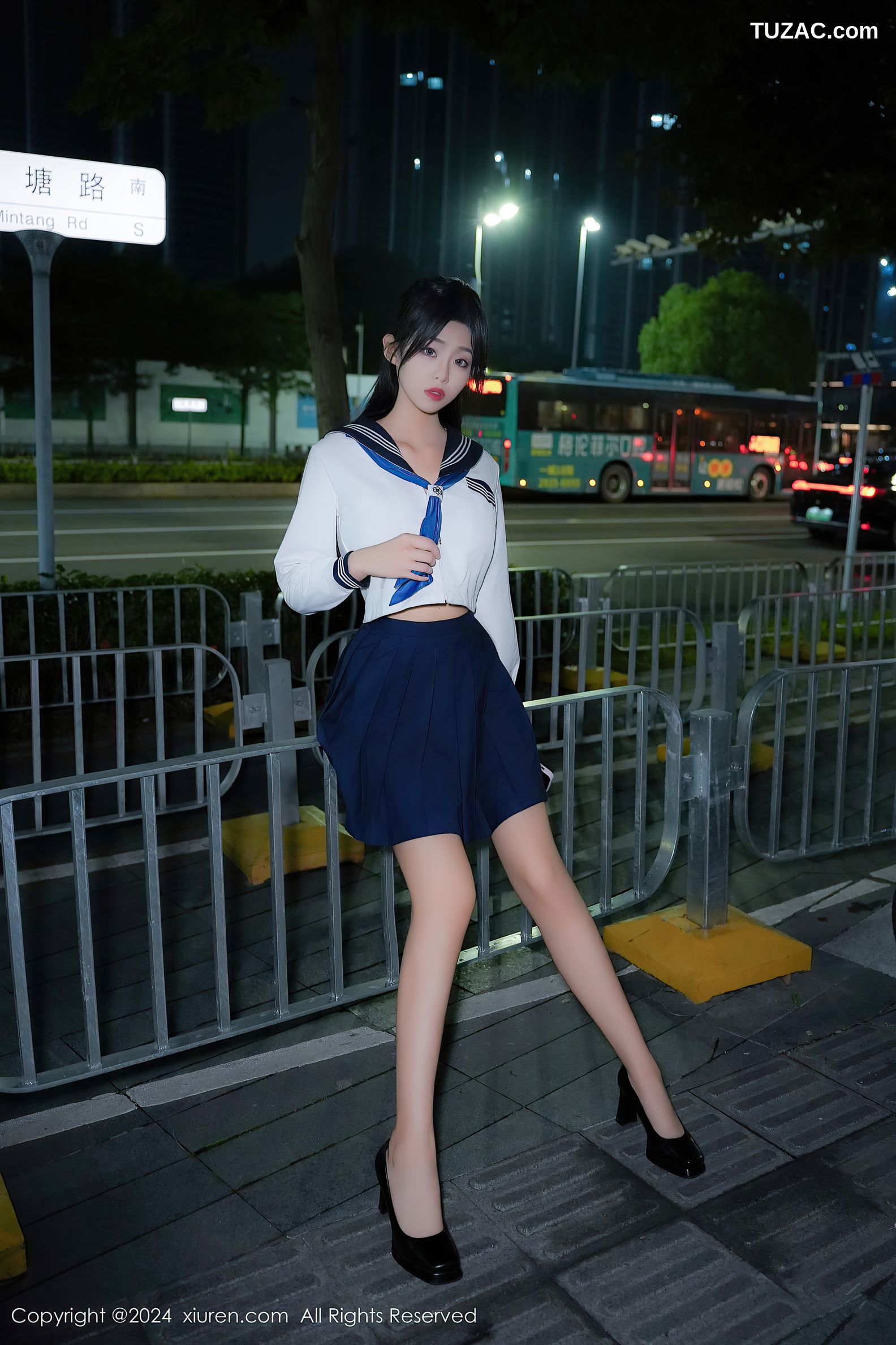 XiuRen秀人网-8879-董林越-学生装水手服深蓝短裙爆乳-2024.07.18