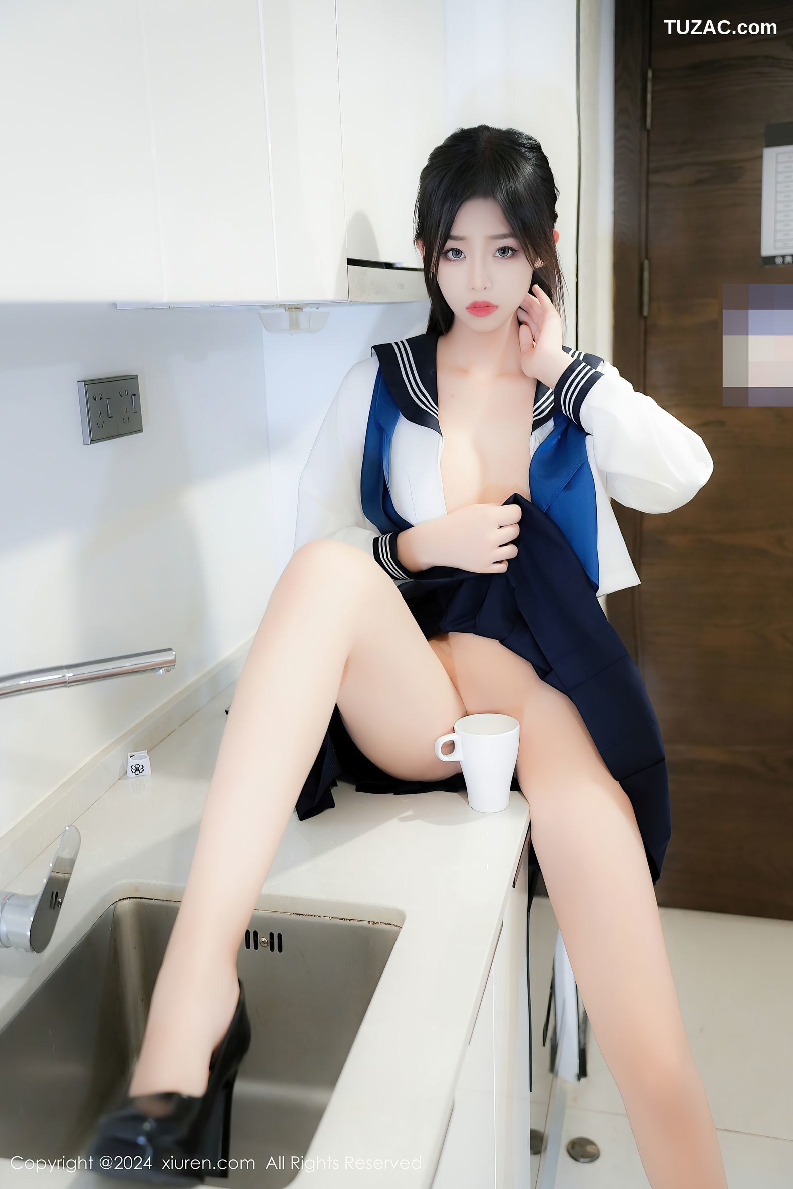 XiuRen秀人网-8879-董林越-学生装水手服深蓝短裙爆乳-2024.07.18