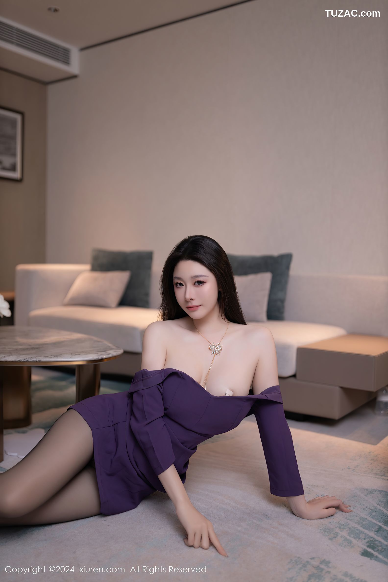 XiuRen秀人网-8881-小逗逗-紫色连衣裙爆乳-2024.07.18