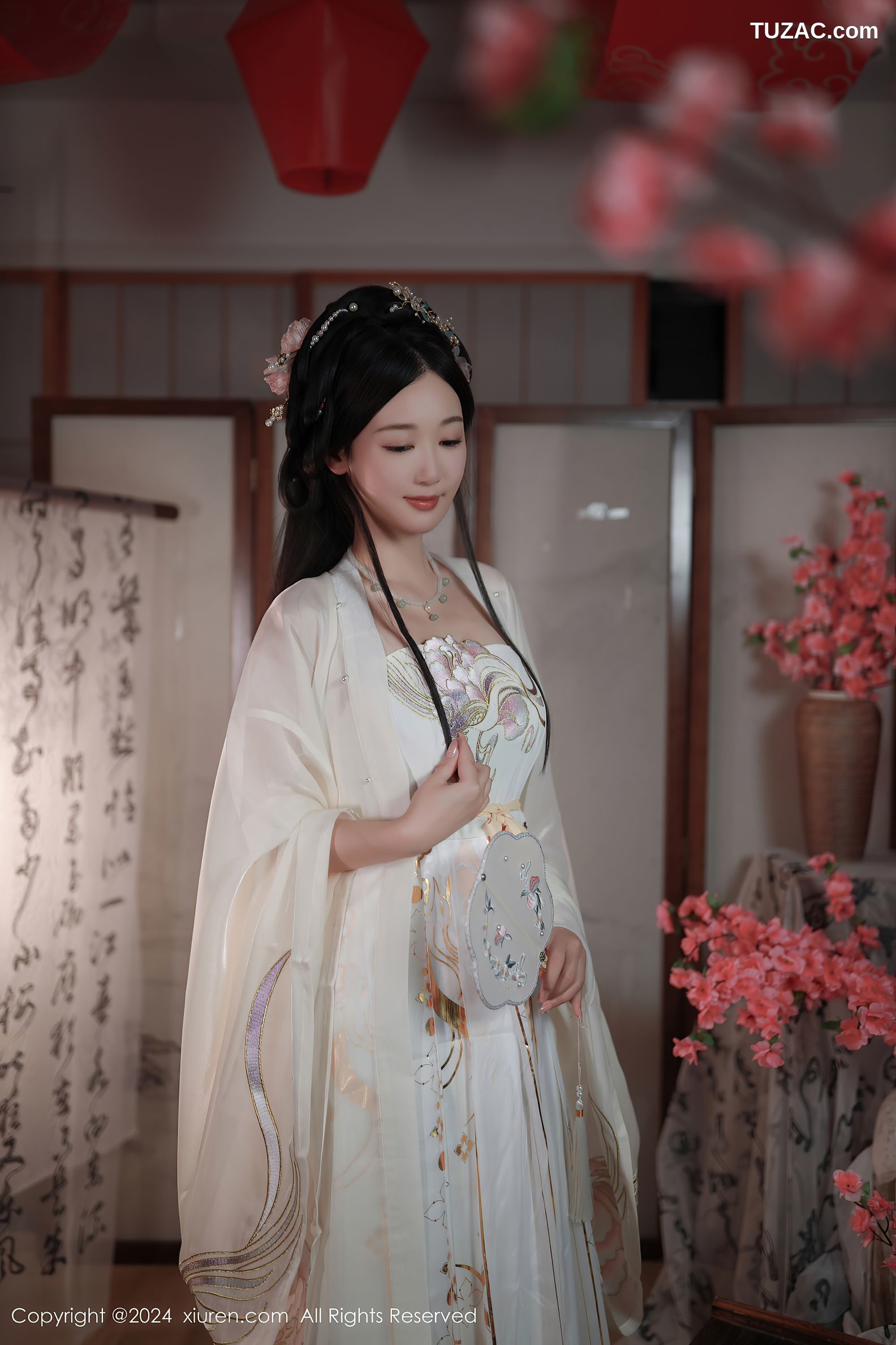 XiuRen秀人网-8898-唐安琪-迪拜旅拍-古风白衣-2024.07.22