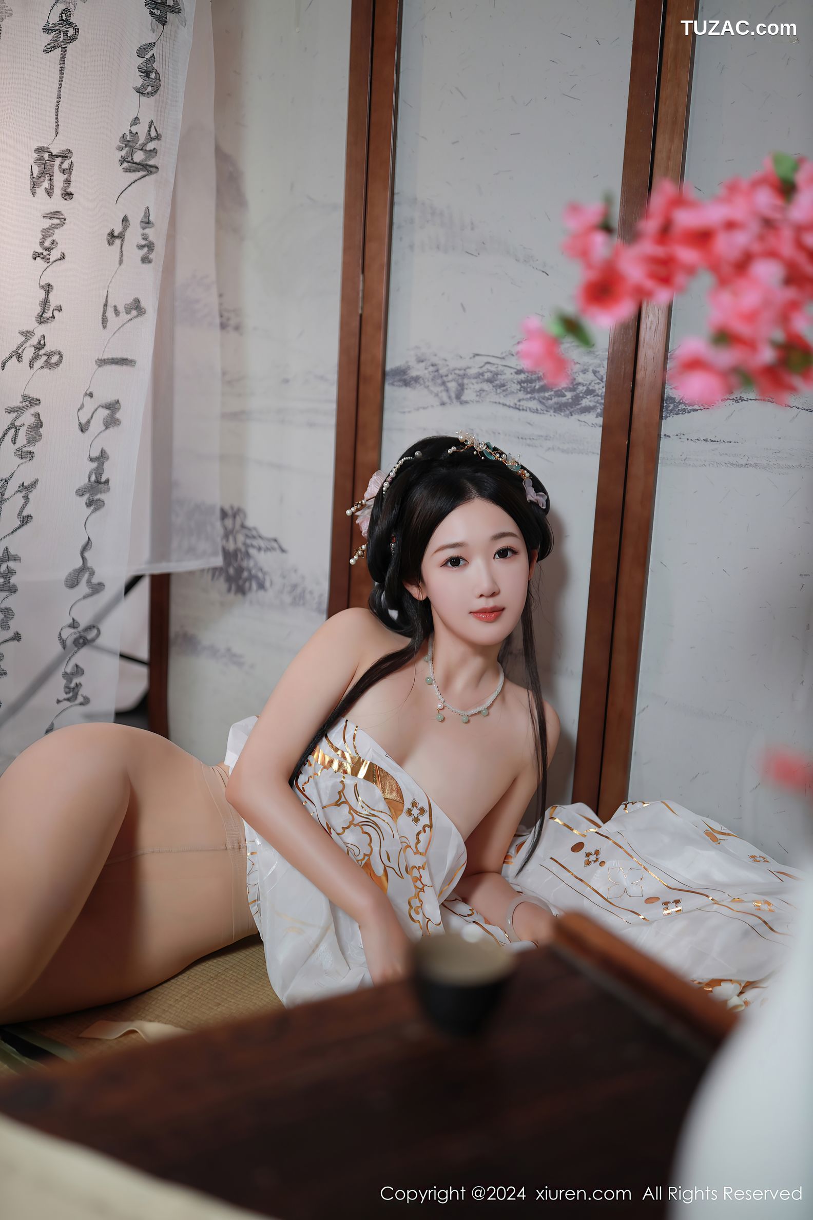 XiuRen秀人网-8898-唐安琪-迪拜旅拍-古风白衣-2024.07.22