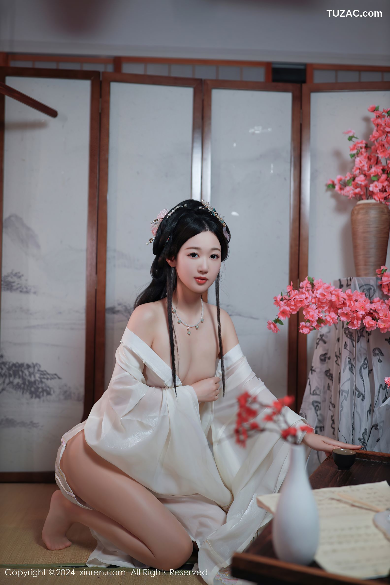 XiuRen秀人网-8898-唐安琪-迪拜旅拍-古风白衣-2024.07.22