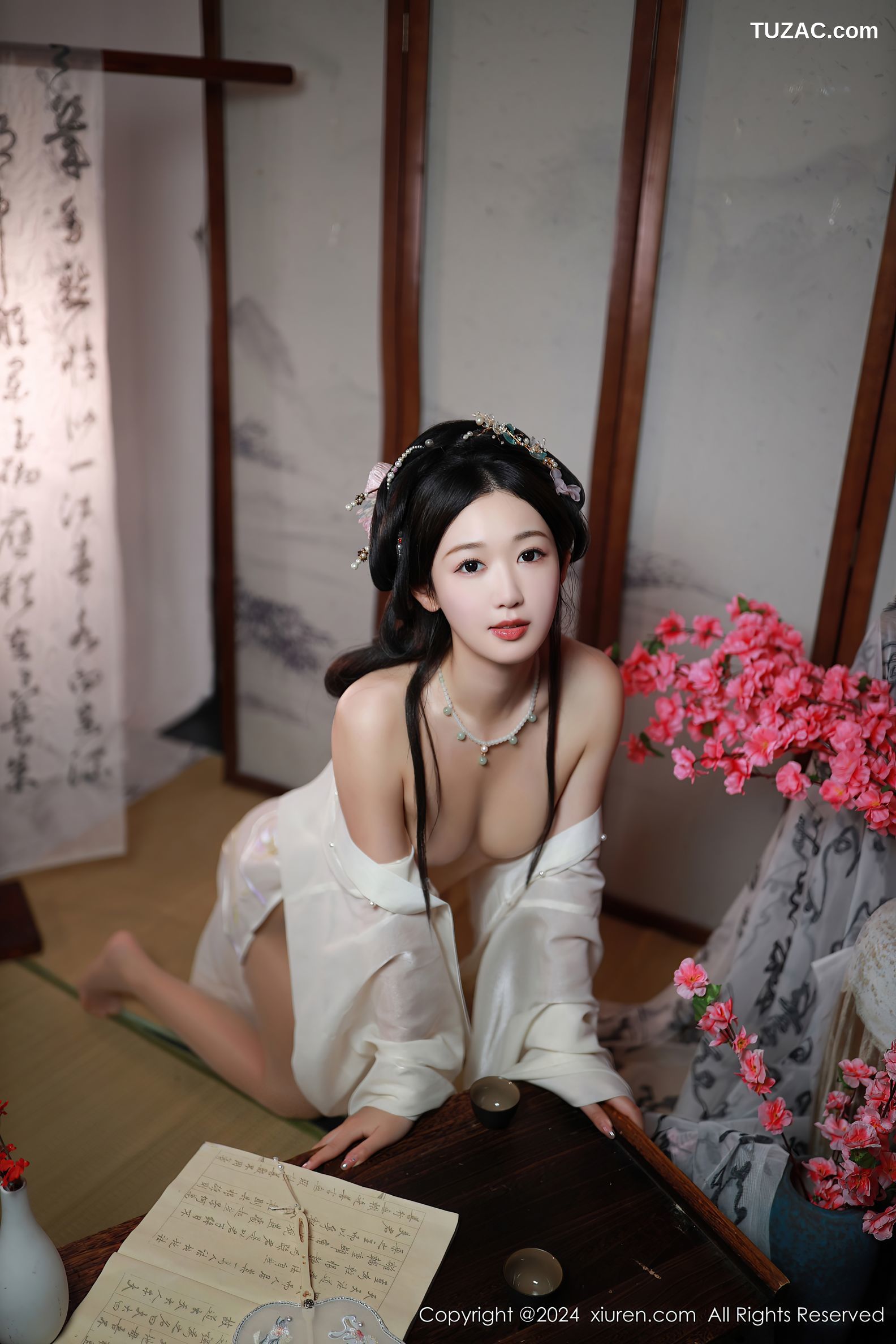 XiuRen秀人网-8898-唐安琪-迪拜旅拍-古风白衣-2024.07.22