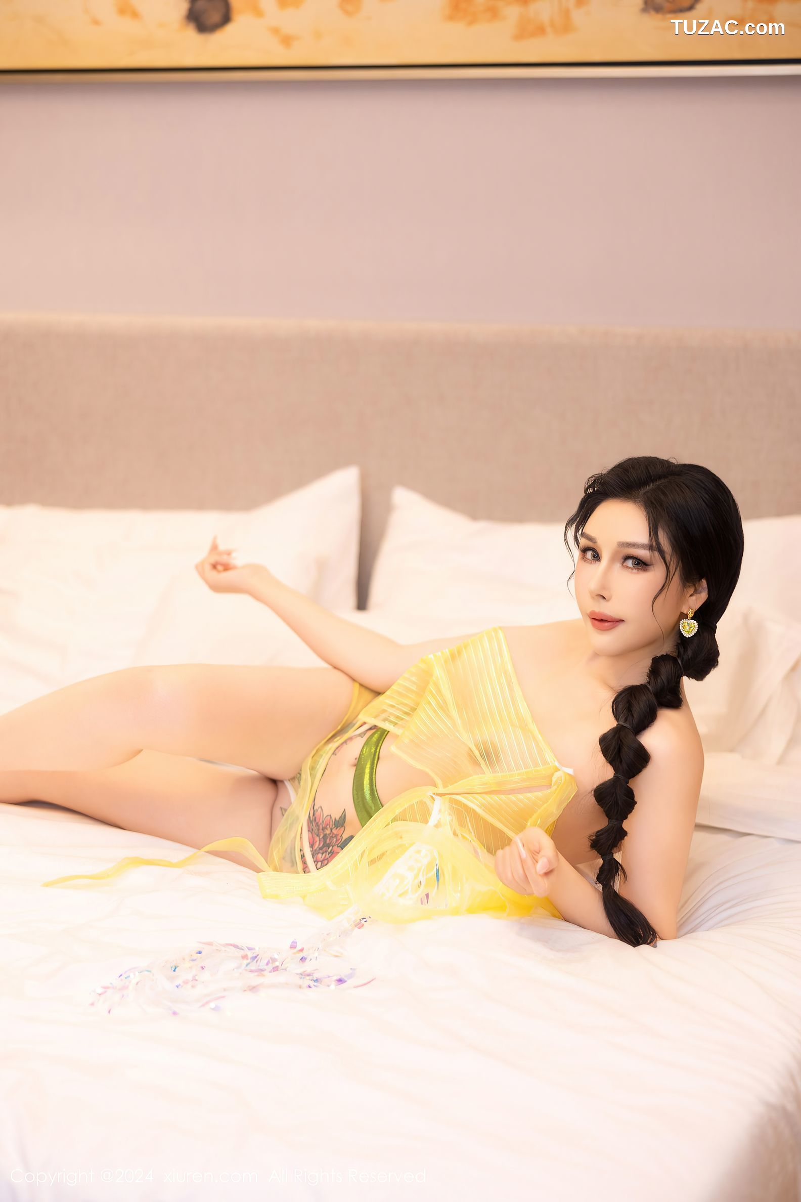 XiuRen秀人网-8913-田冰冰-绿色抹胸情趣透视黄纱-2024.07.25