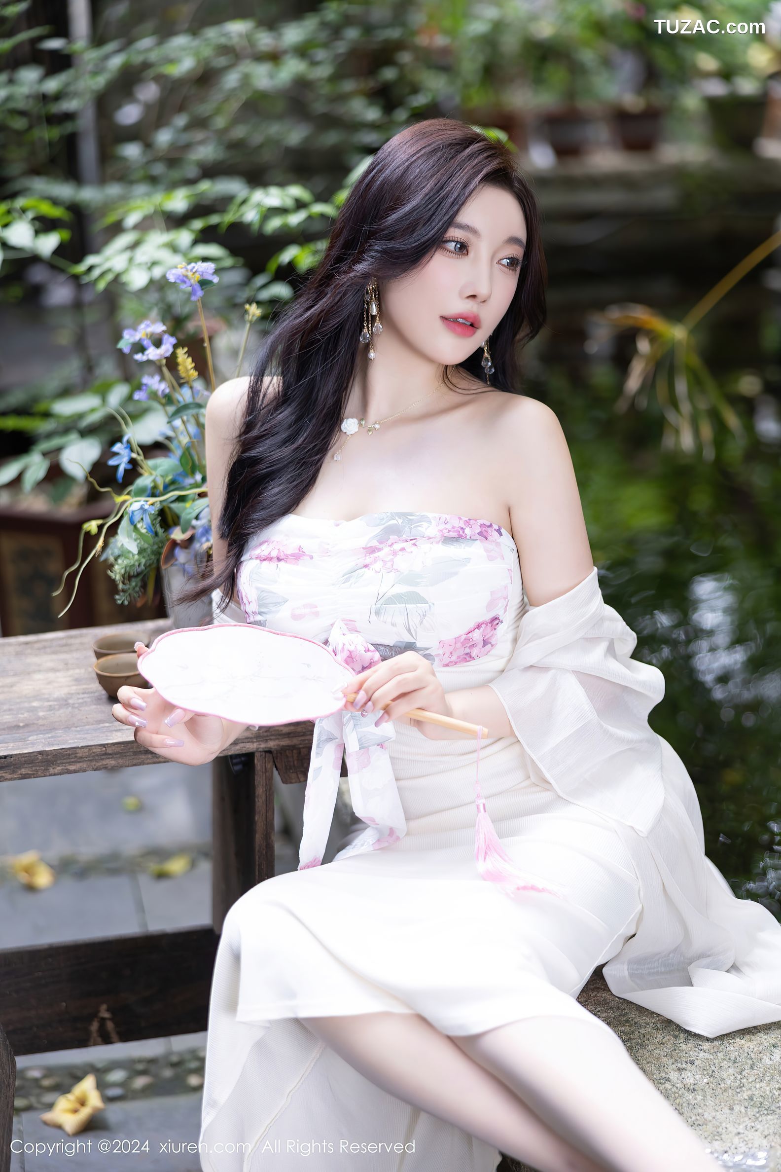 XiuRen秀人网-8926-杨晨晨Yome-古风白纱披肩长裙-白短裙超小内衣-2024.07.26