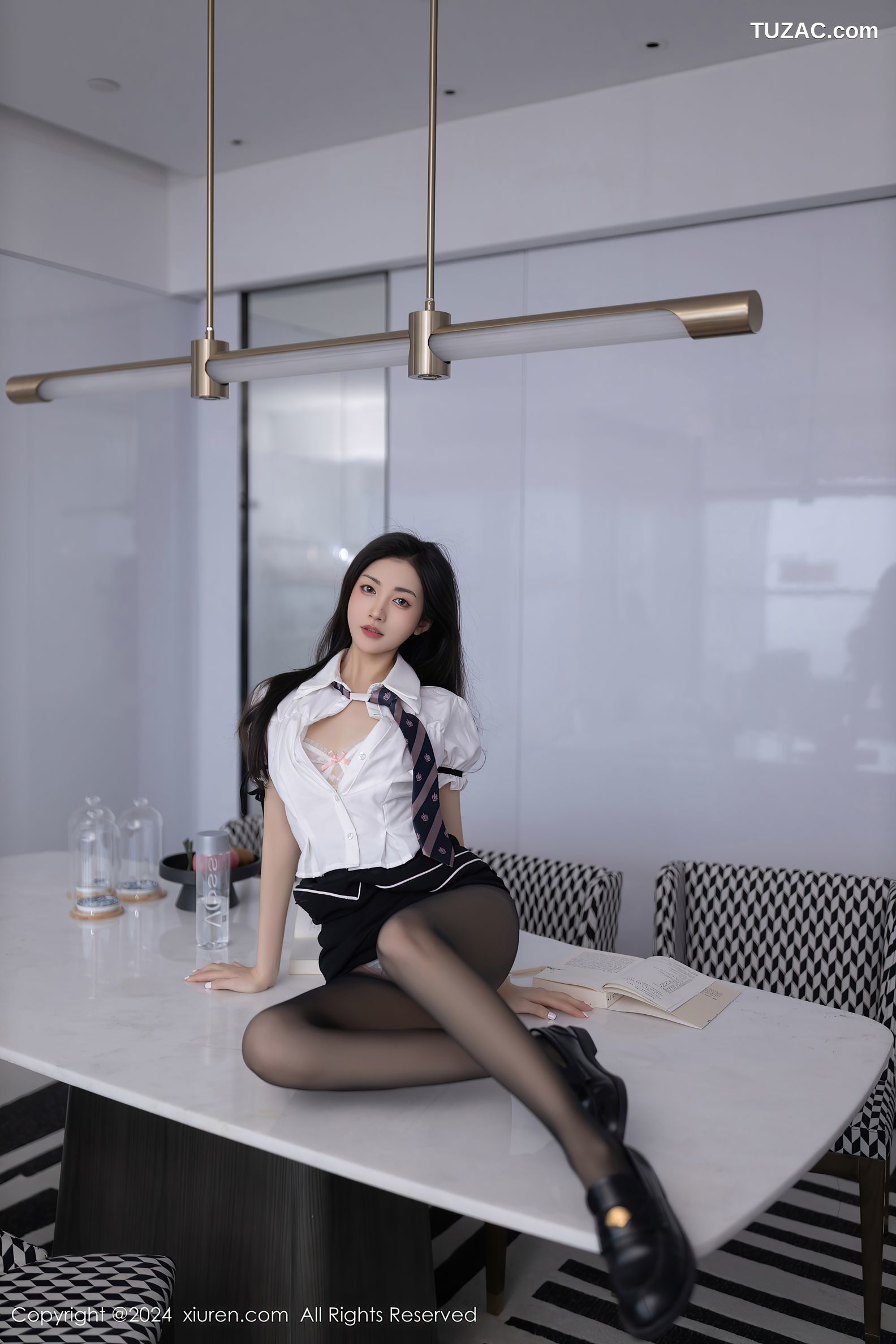 XiuRen秀人网-8934-鱼尾fish-学妹的秘密主题-白衬衫黑短裙白蕾丝内衣黑丝-2024.07.29