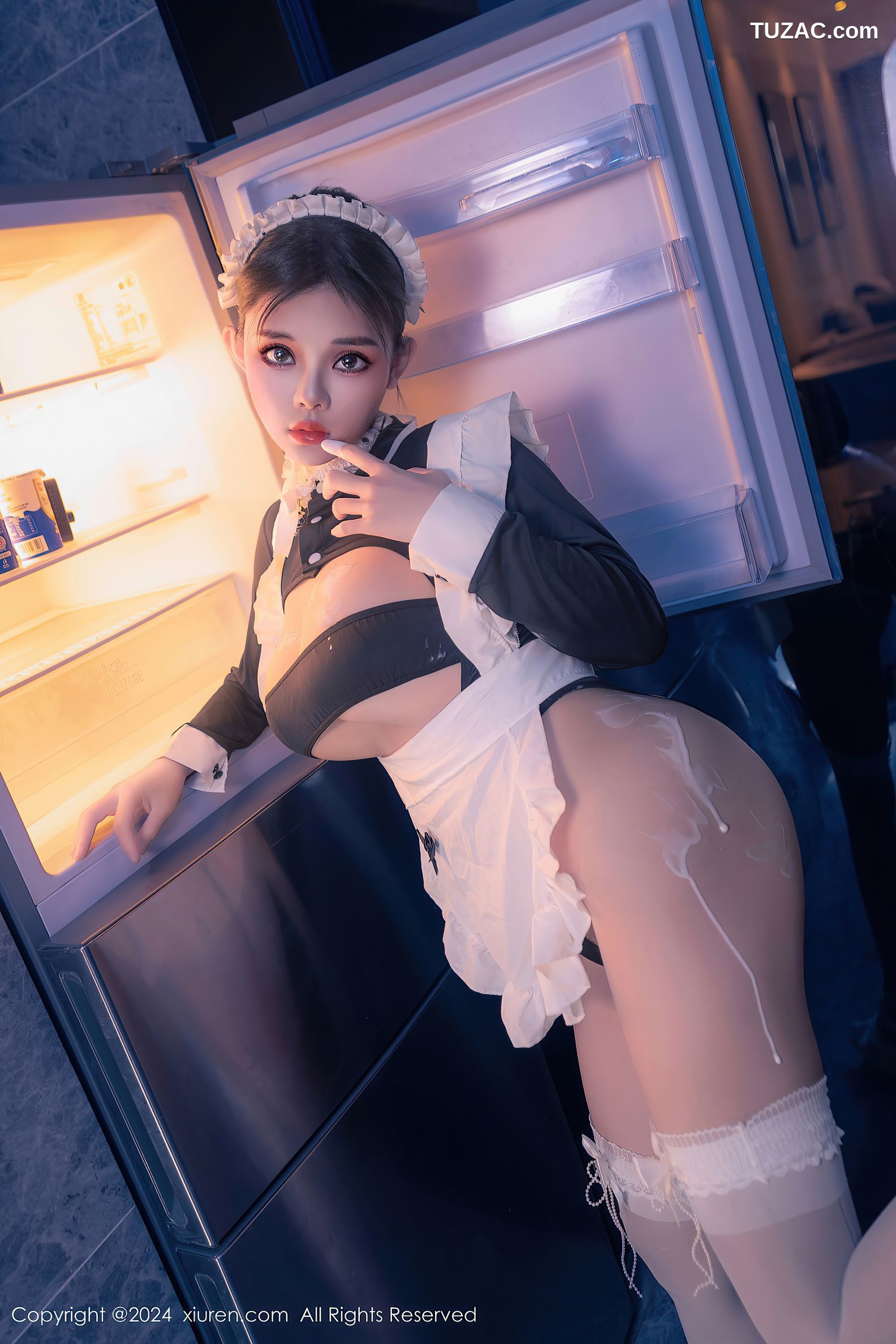 XiuRen秀人网-8966-小童颜-首套-爆乳女仆厨房-2024.08.05