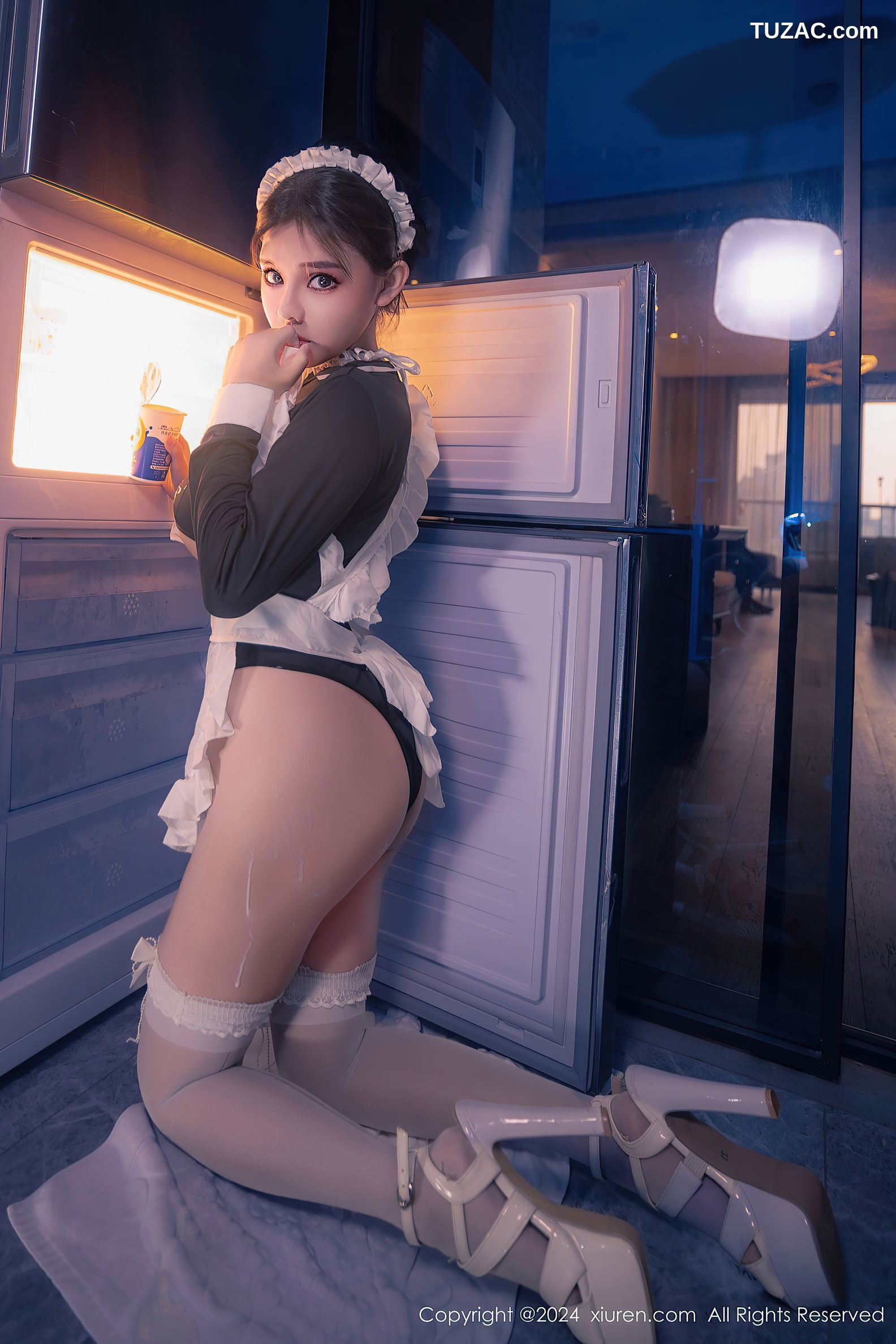 XiuRen秀人网-8966-小童颜-首套-爆乳女仆厨房-2024.08.05