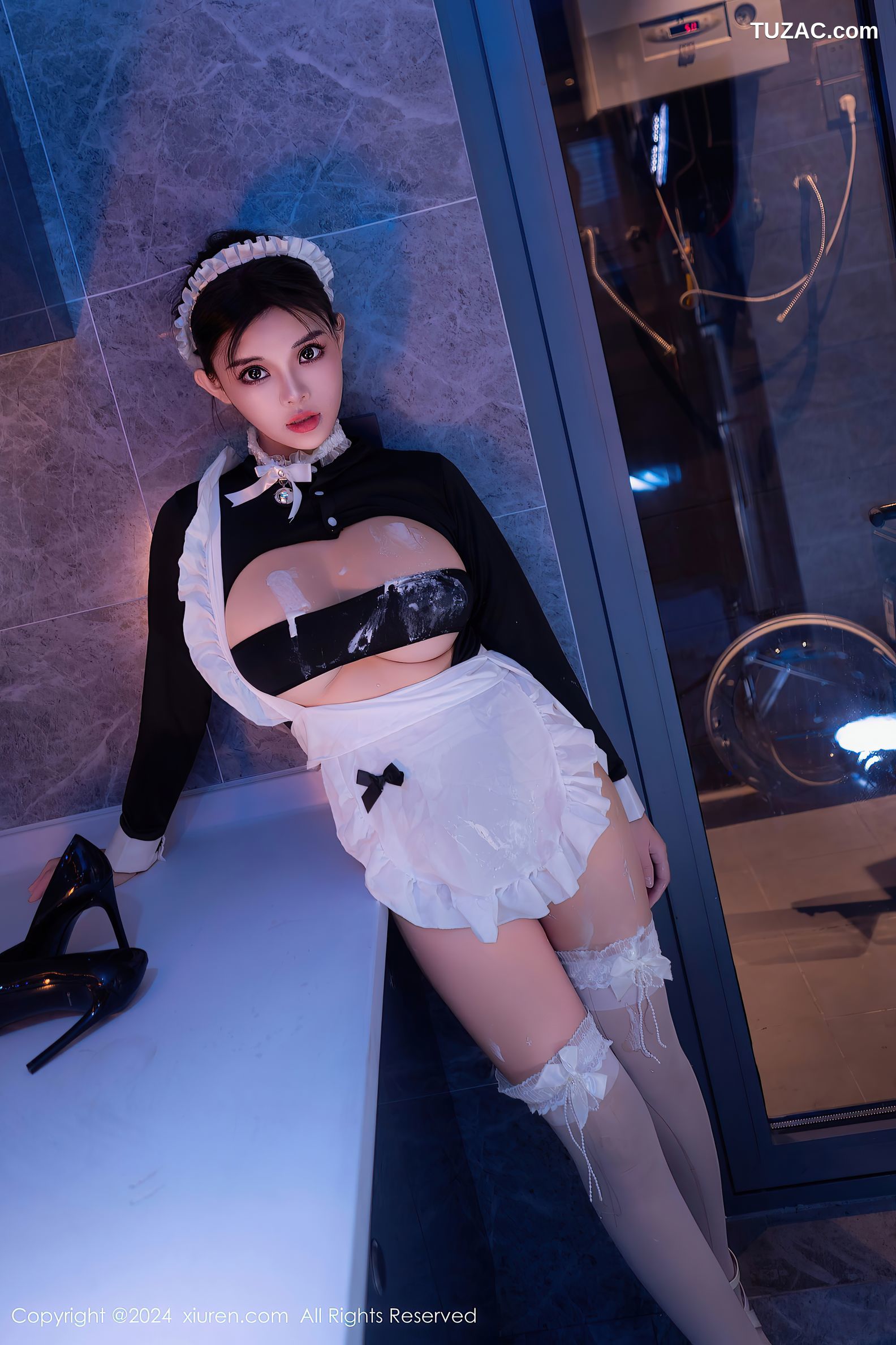 XiuRen秀人网-8966-小童颜-首套-爆乳女仆厨房-2024.08.05