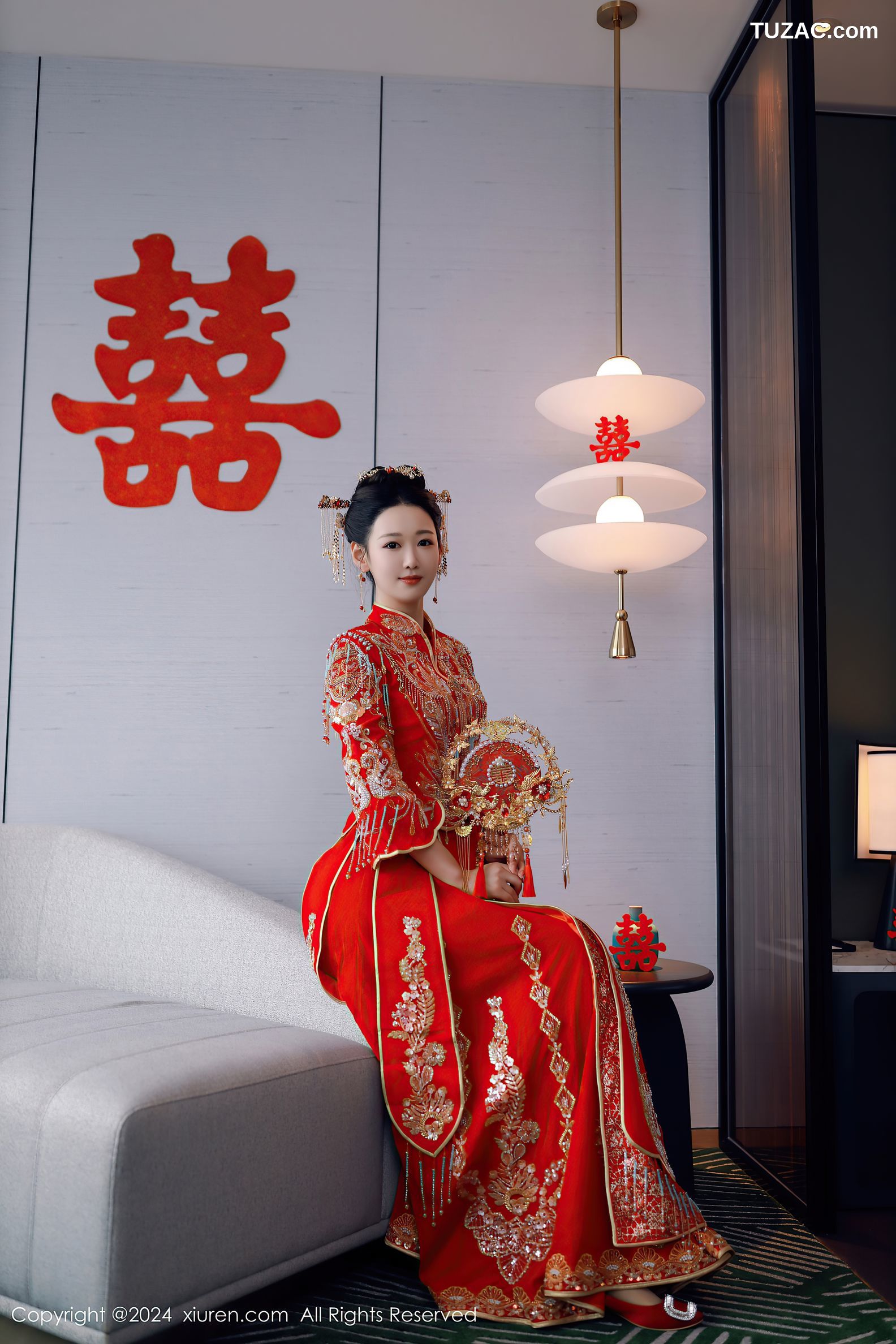 XiuRen秀人网-8972-唐安琪-迪拜旅拍-新娘红妆红色内衣爆乳-2024.08.05