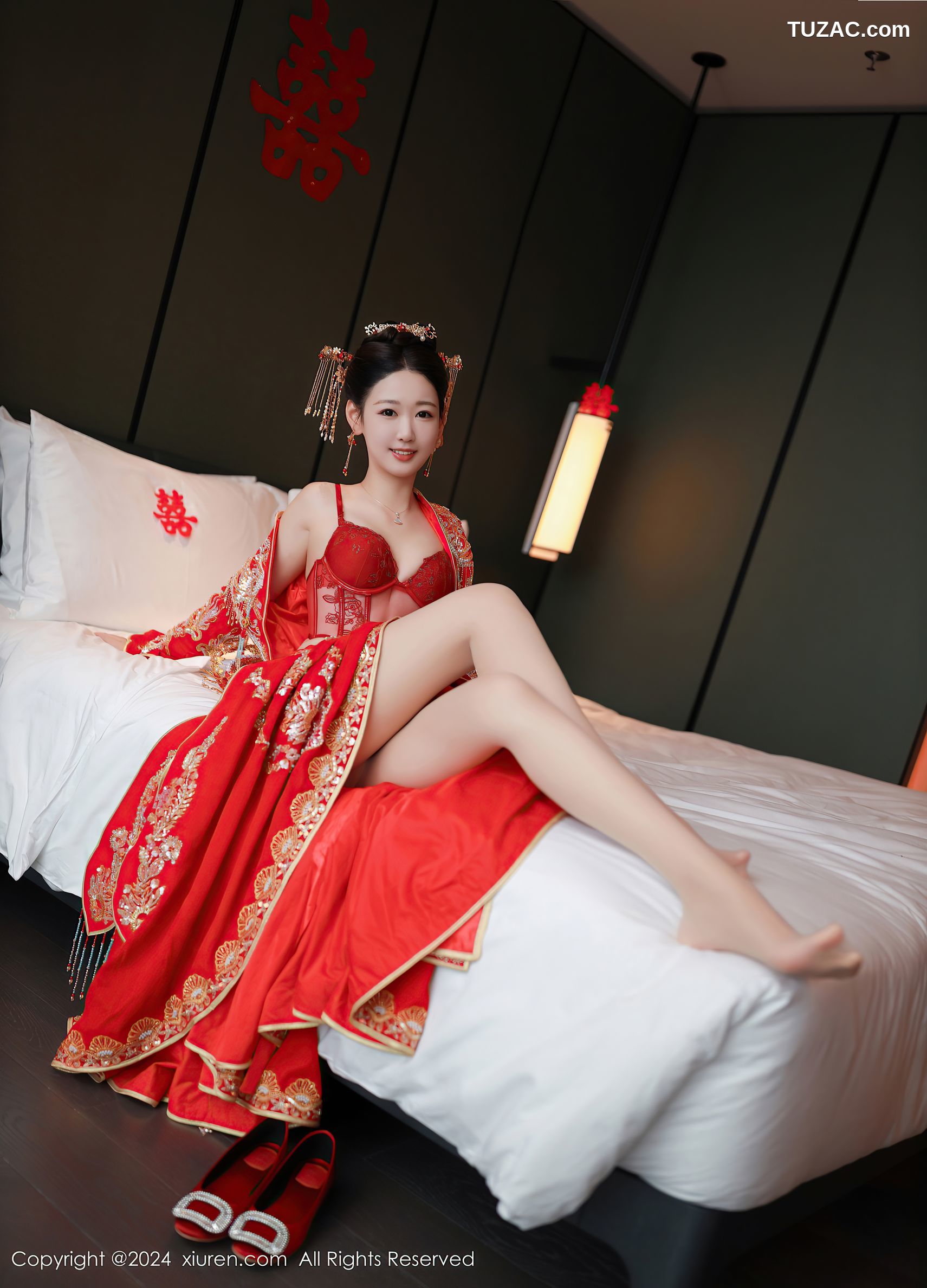 XiuRen秀人网-8972-唐安琪-迪拜旅拍-新娘红妆红色内衣爆乳-2024.08.05