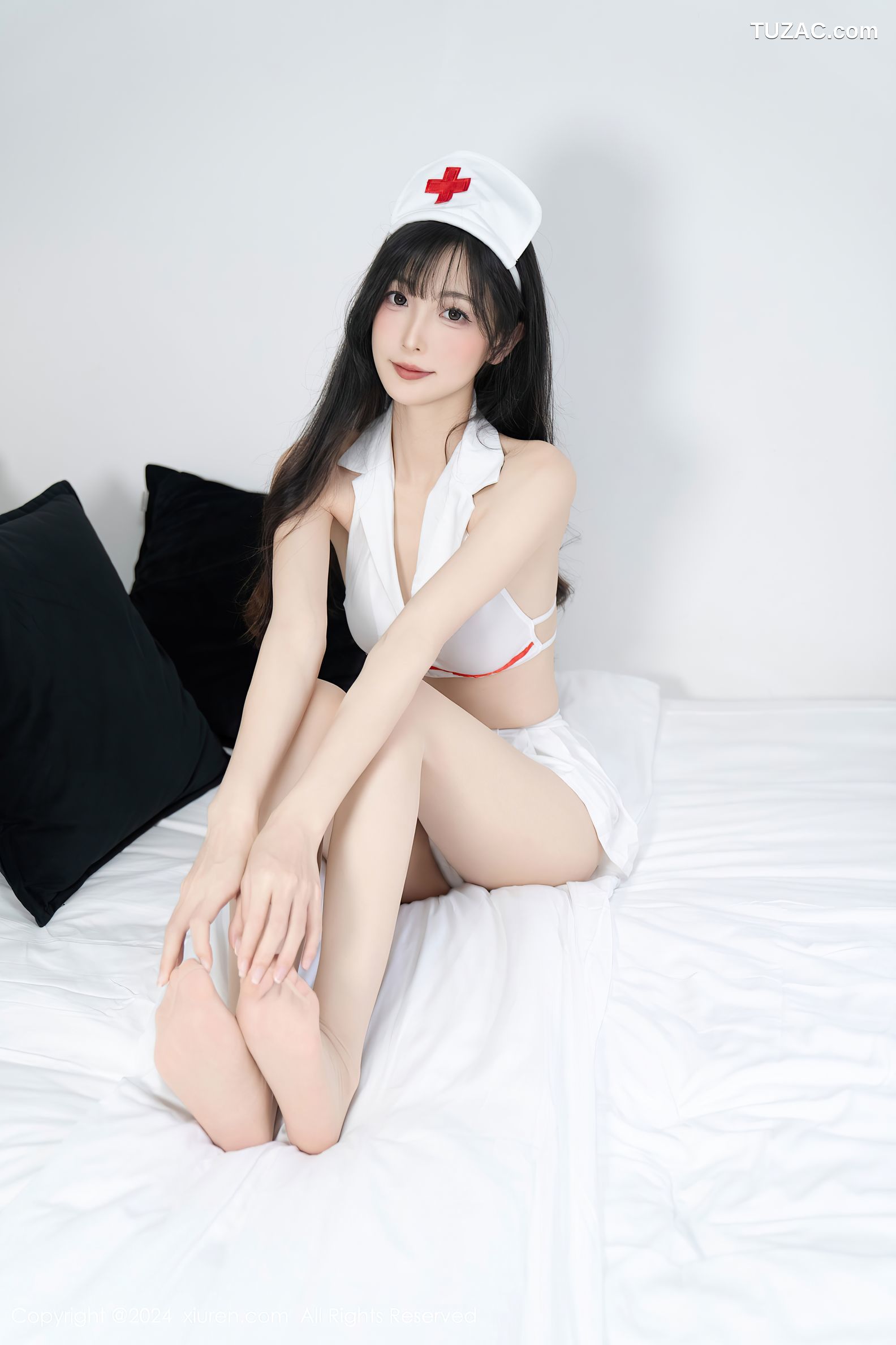 XiuRen秀人网-8980-林星阑-淡粉T白短裙-白色护士短裙制服-2024.08.07