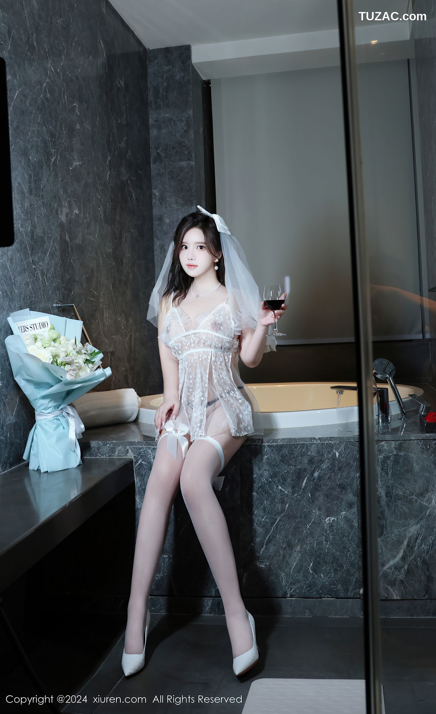 XiuRen秀人网-8991-小薯条nienie-白色连衣短裙白色透视情趣婚纱爆乳-2024.08.09